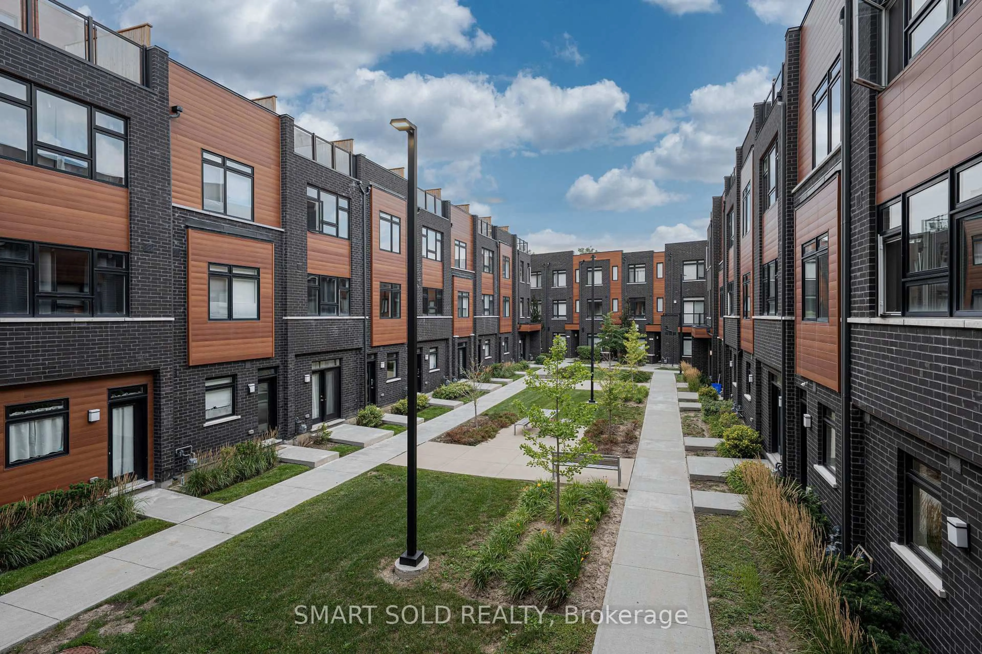 A pic from outside/outdoor area/front of a property/back of a property/a pic from drone, street for 370D Red Maple Rd #105, Richmond Hill Ontario L4C 5T4
