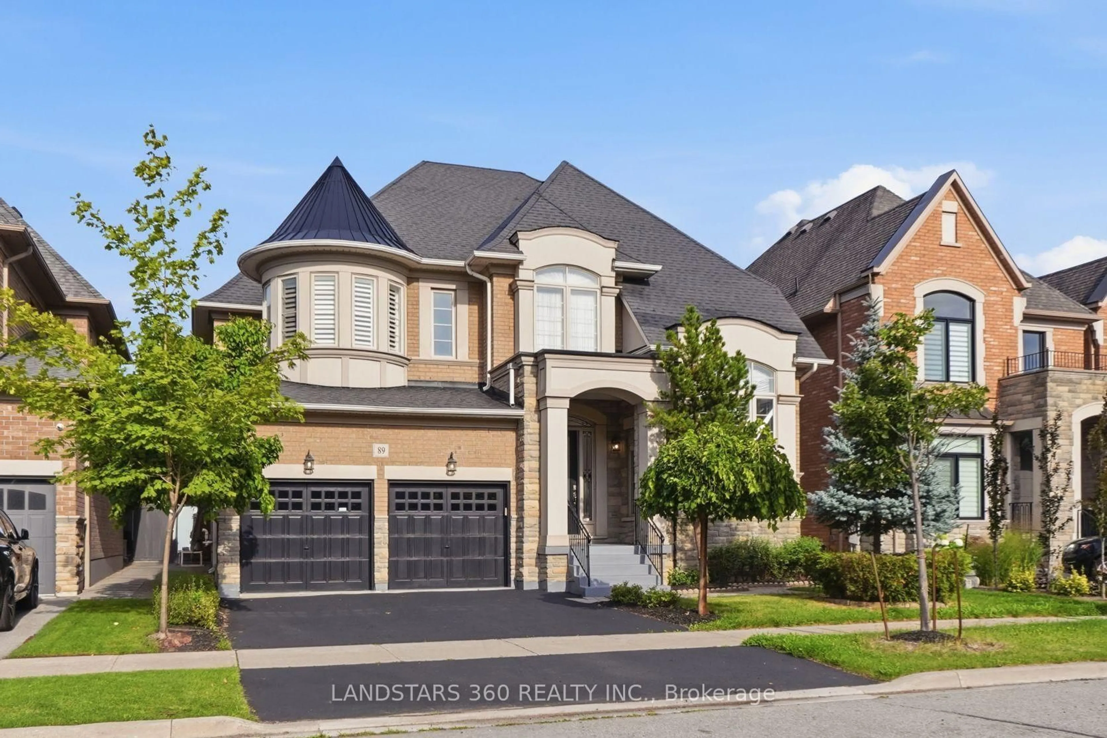 Home with brick exterior material, street for 89 Hailsham Crt, Vaughan Ontario L4H 3N8