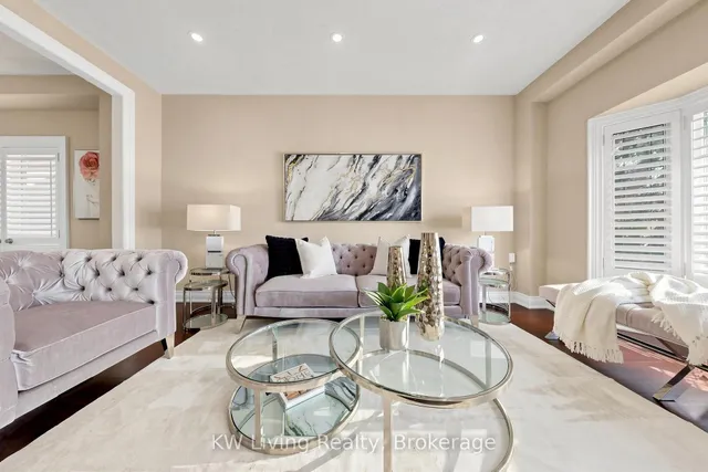 46 Clarendon Dr, Richmond Hill 4