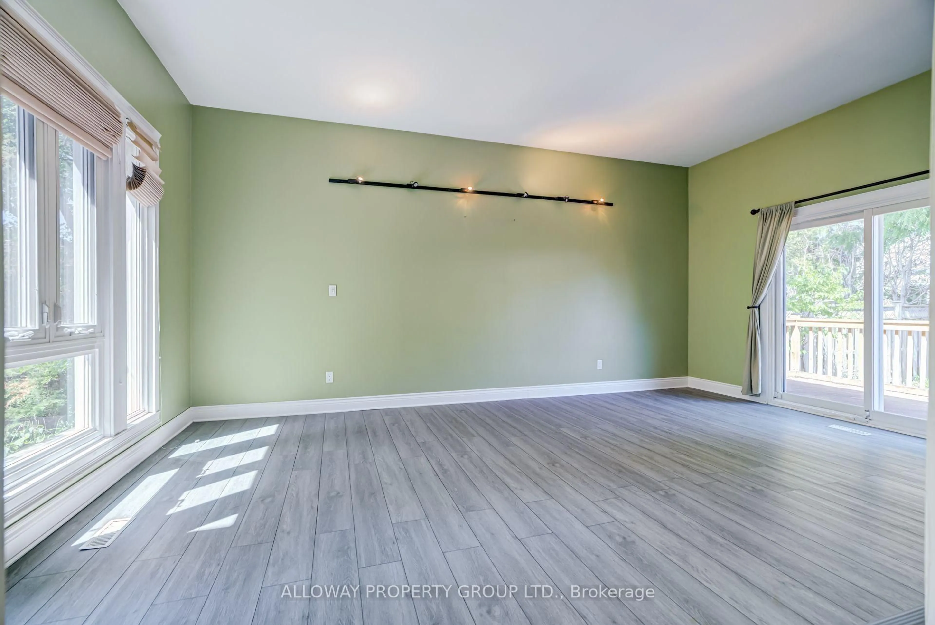 A pic of a room for 32 Reesorville Rd, Markham Ontario L3P 3L2