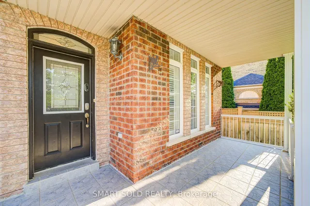 39 Victoria Wood Ave, Markham 2