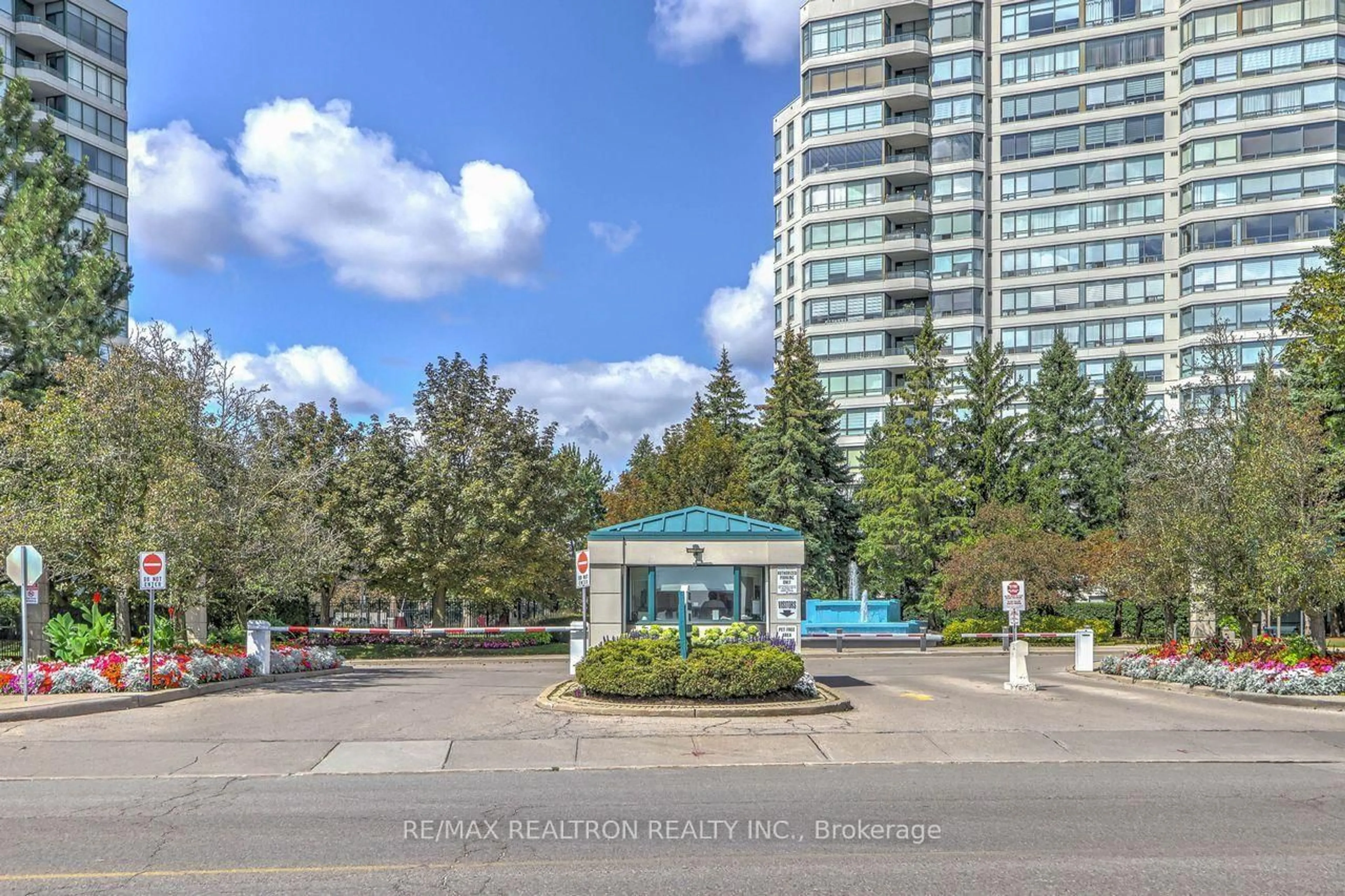Unknown for 120 Promenade Circ #614, Vaughan Ontario L4J 7W9