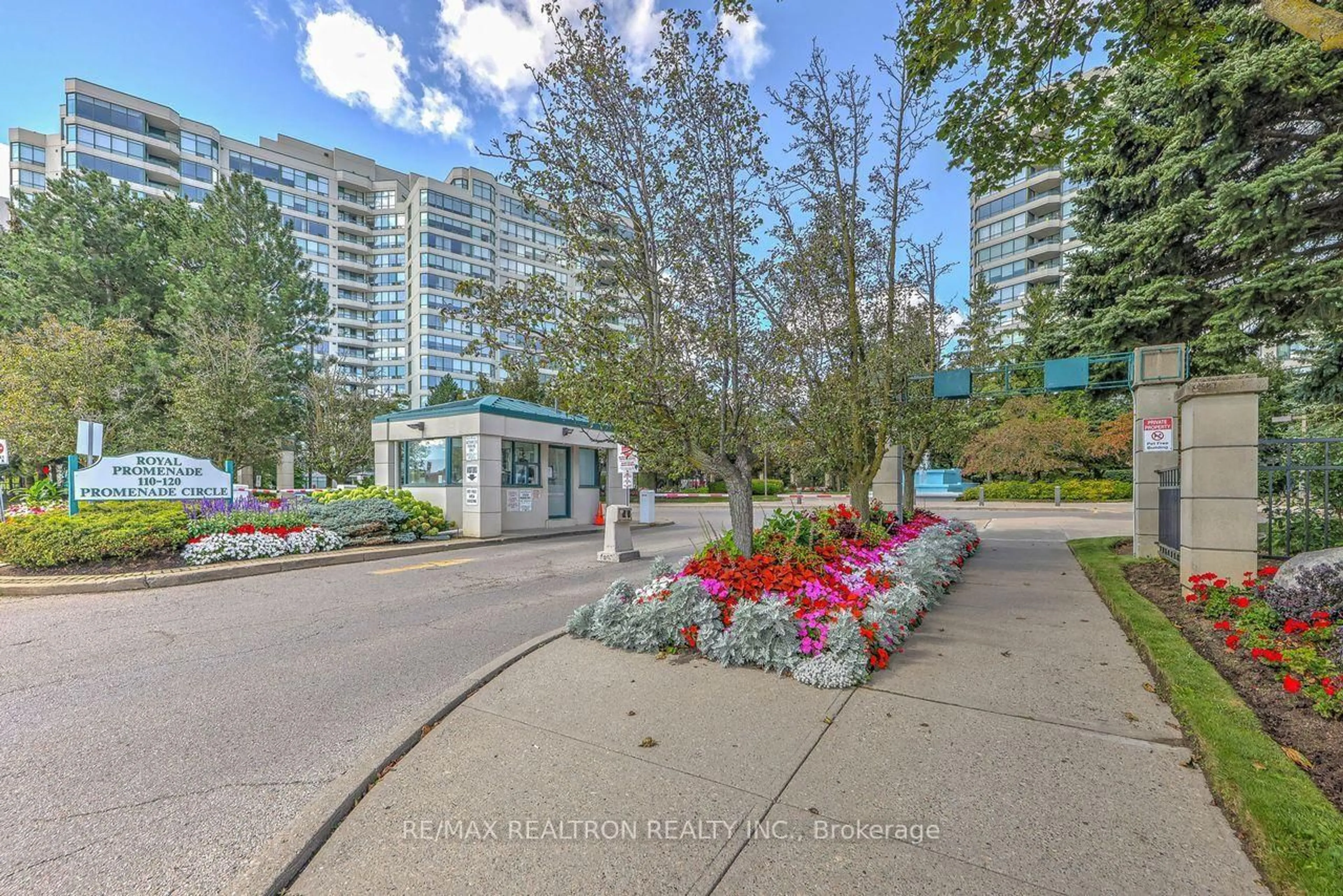 Unknown for 120 Promenade Circ #614, Vaughan Ontario L4J 7W9