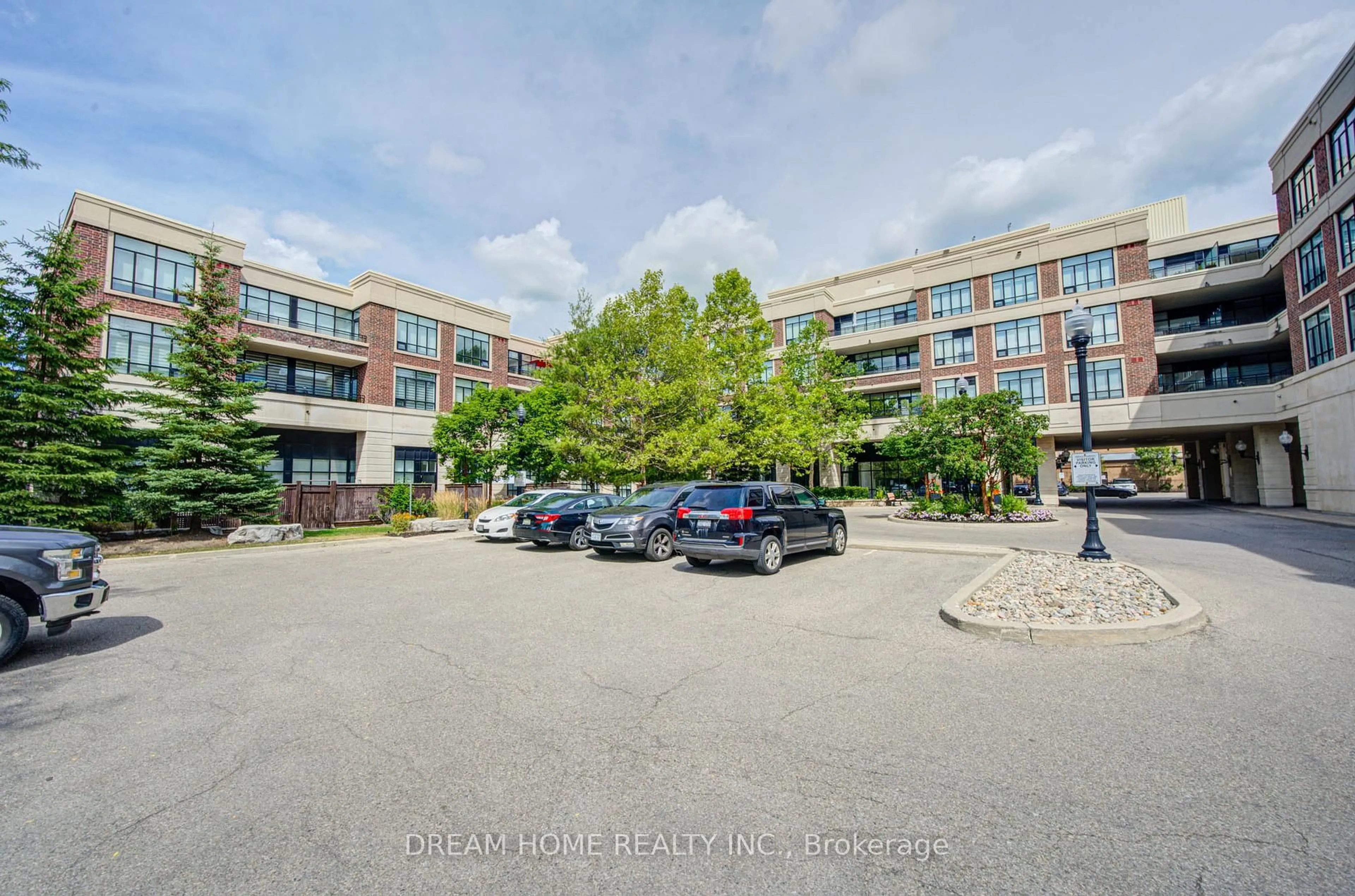 Unknown for 2396 Major Mackenzie Dr #322, Vaughan Ontario L6A 4Y1