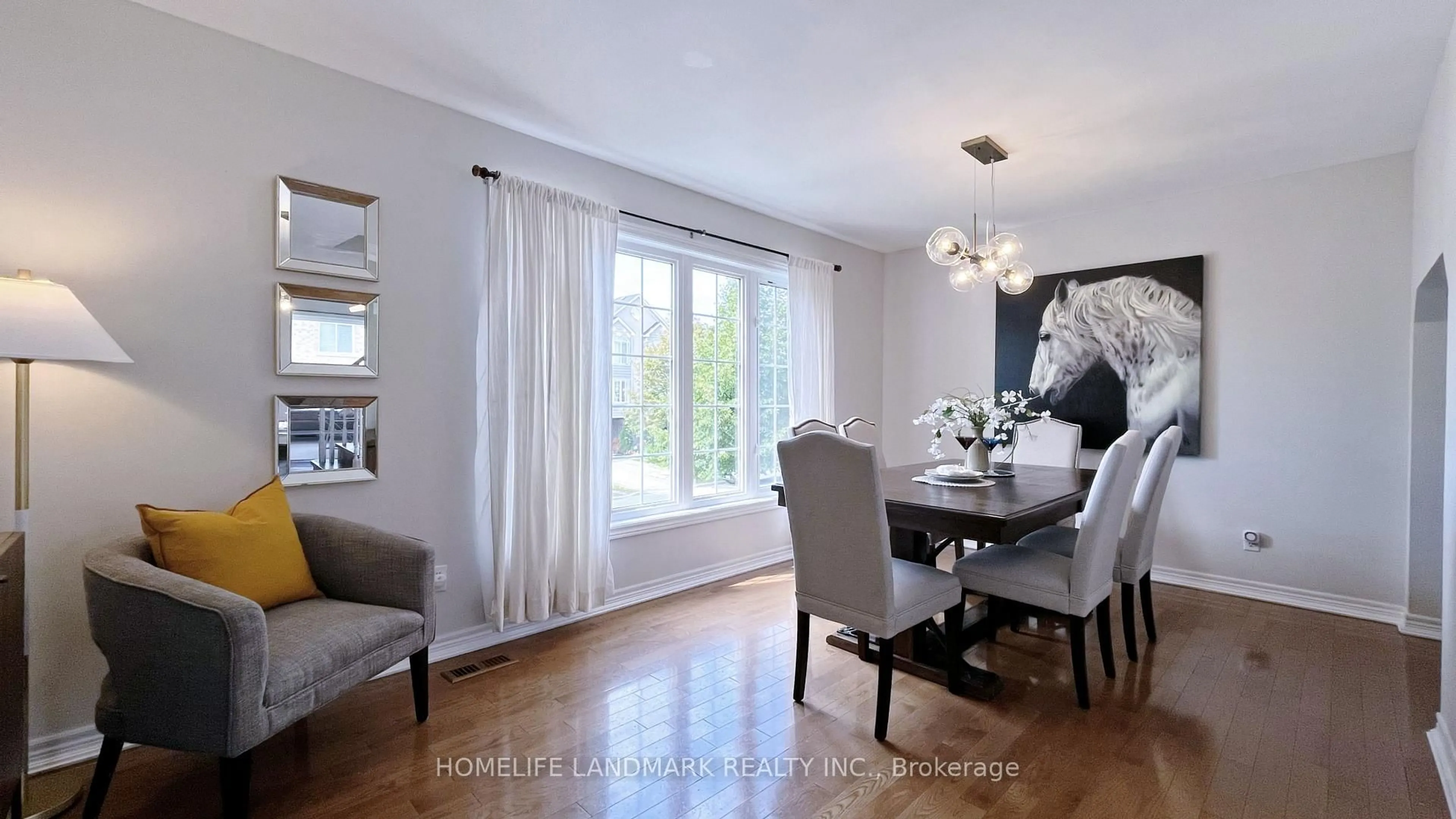 Dining room, wood/laminate floor for 165 Gail Parks Cres, Newmarket Ontario L3X 3C1