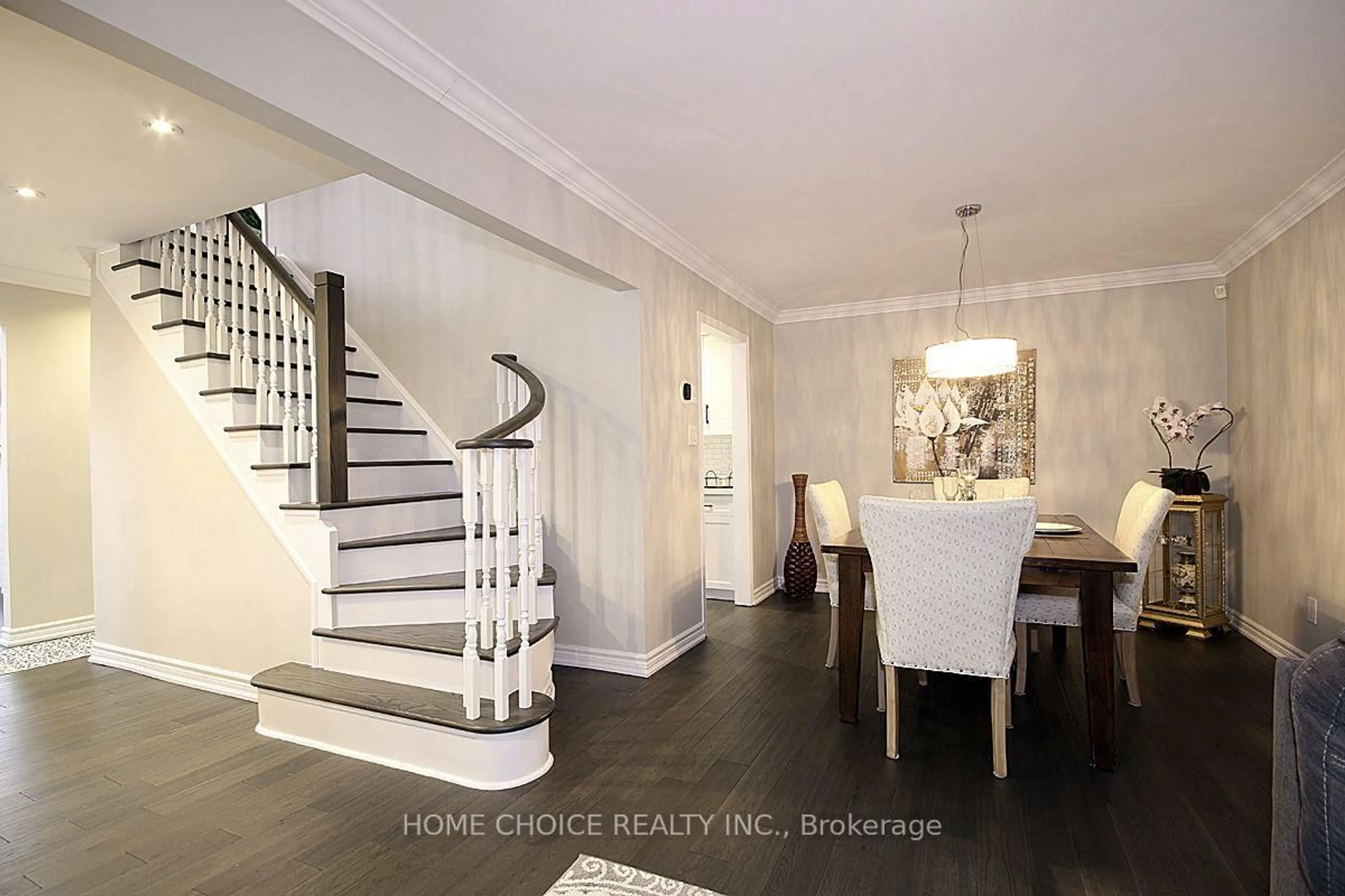 Dining room, unknown for 155 Hollandview Tr, Aurora Ontario L4G 7J2