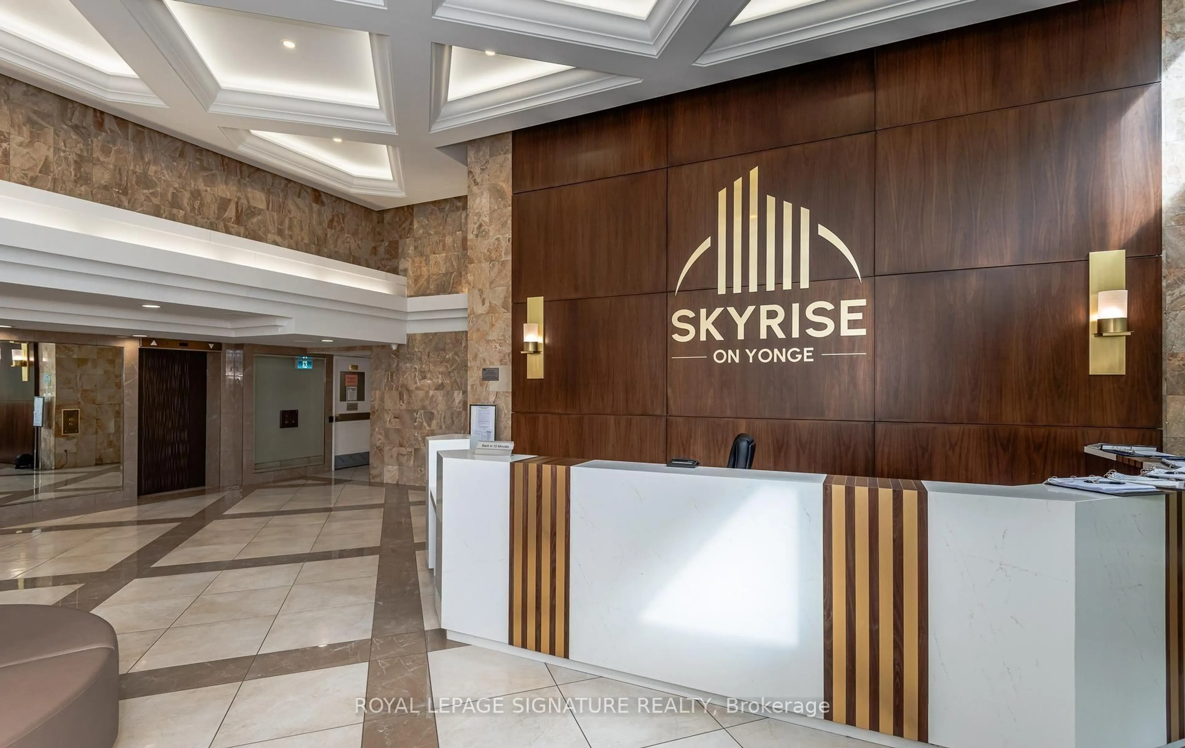 Lobby for 7300 Yonge St #602, Vaughan Ontario L4J 7Y5