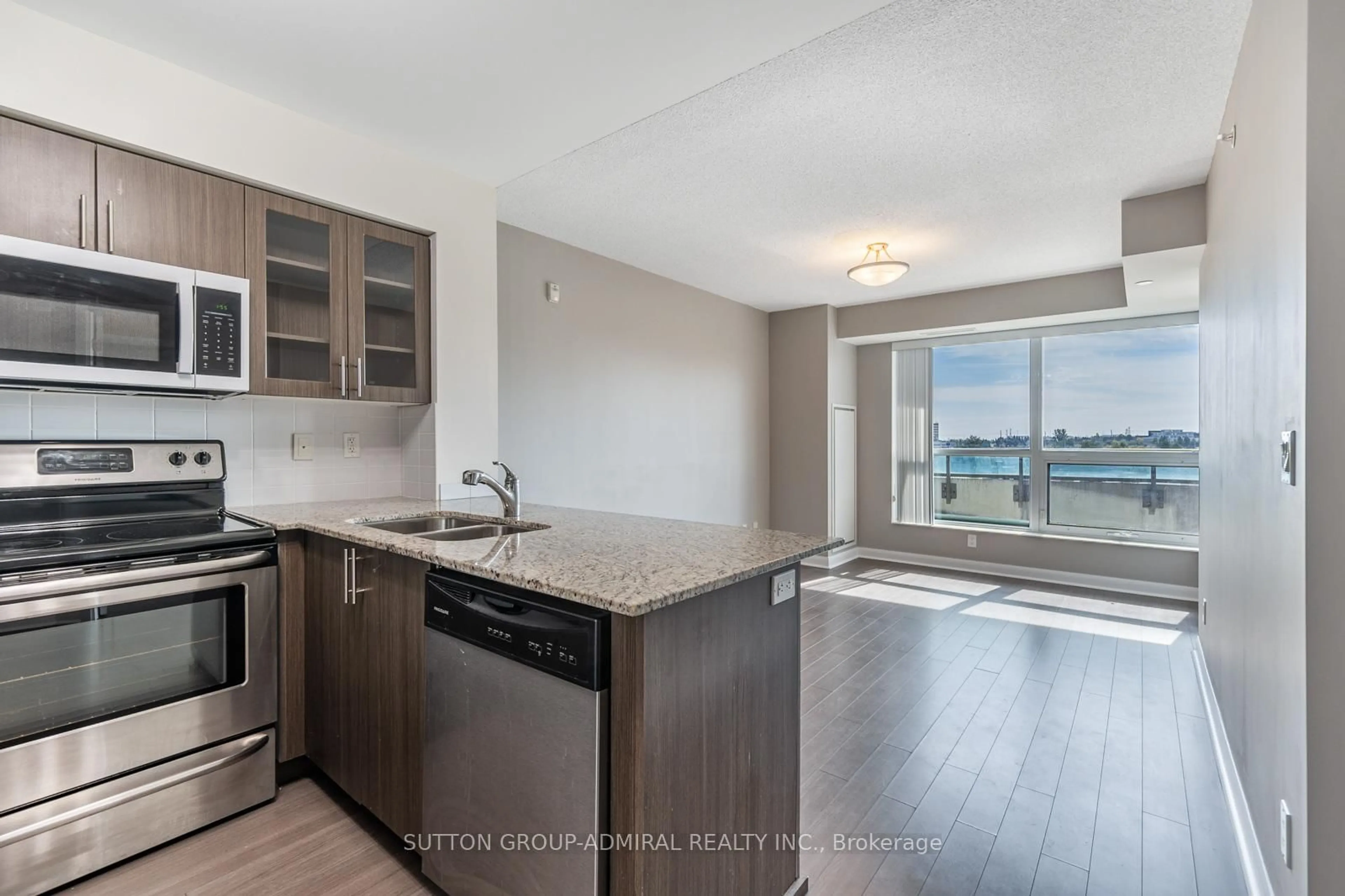 Open concept kitchen, unknown for 75 Norman Bethune Ave #412, Richmond Hill Ontario L4C 9N6