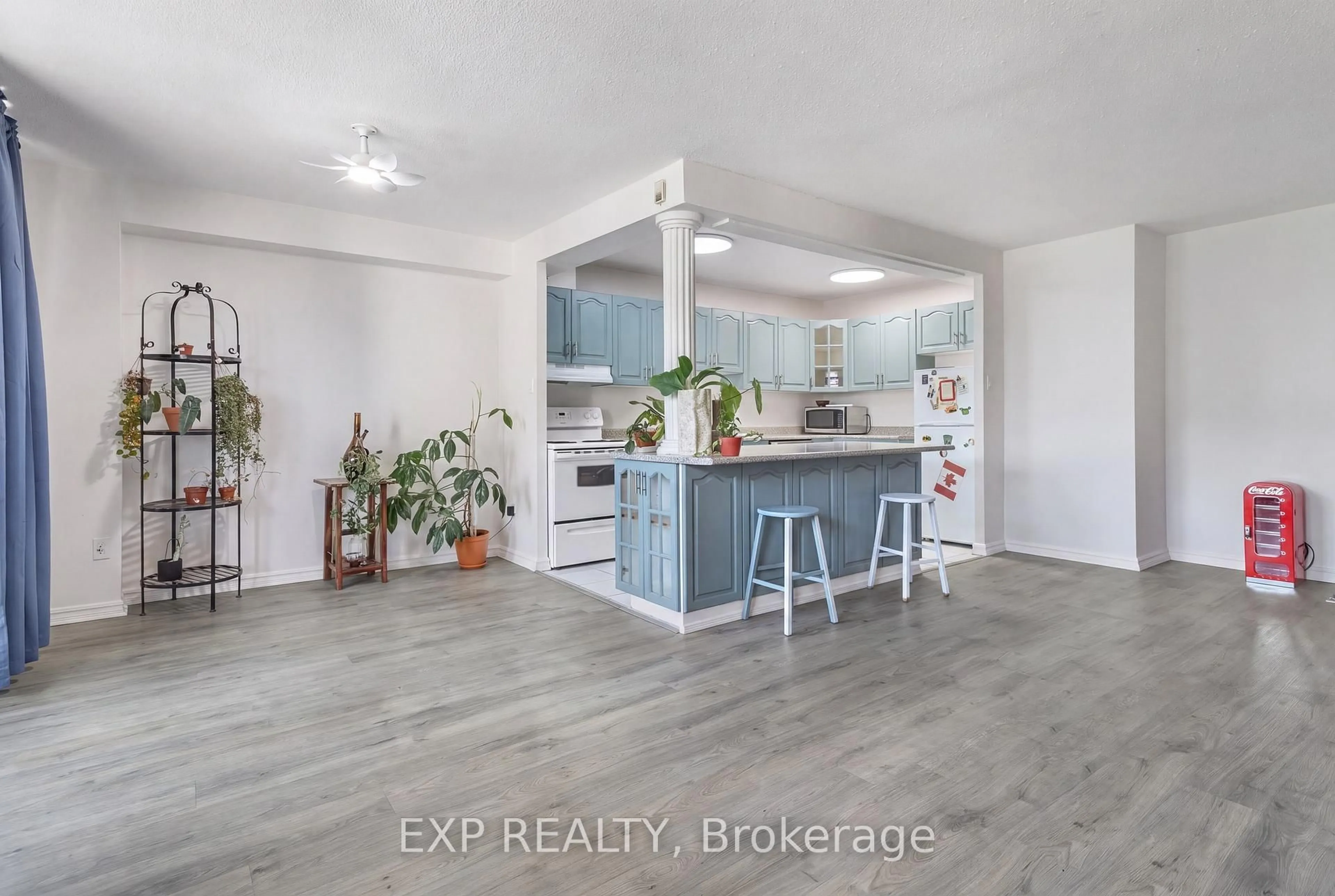 Open concept kitchen, unknown for 180 Dudley Ave, Markham Ontario L3T 2E9