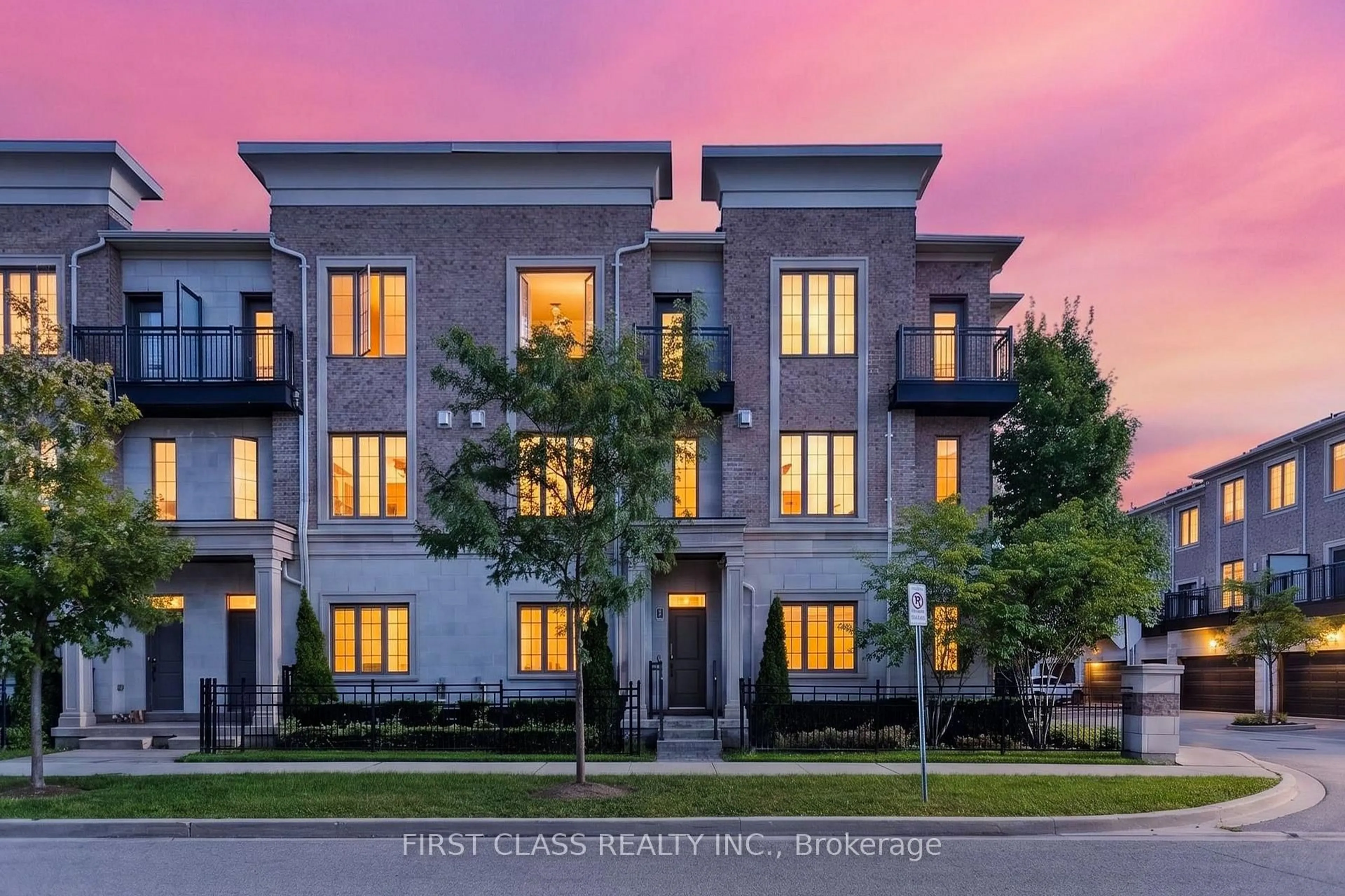 Home with brick exterior material, unknown for 8 Mildred Temple Way, Markham Ontario L3R 5R8