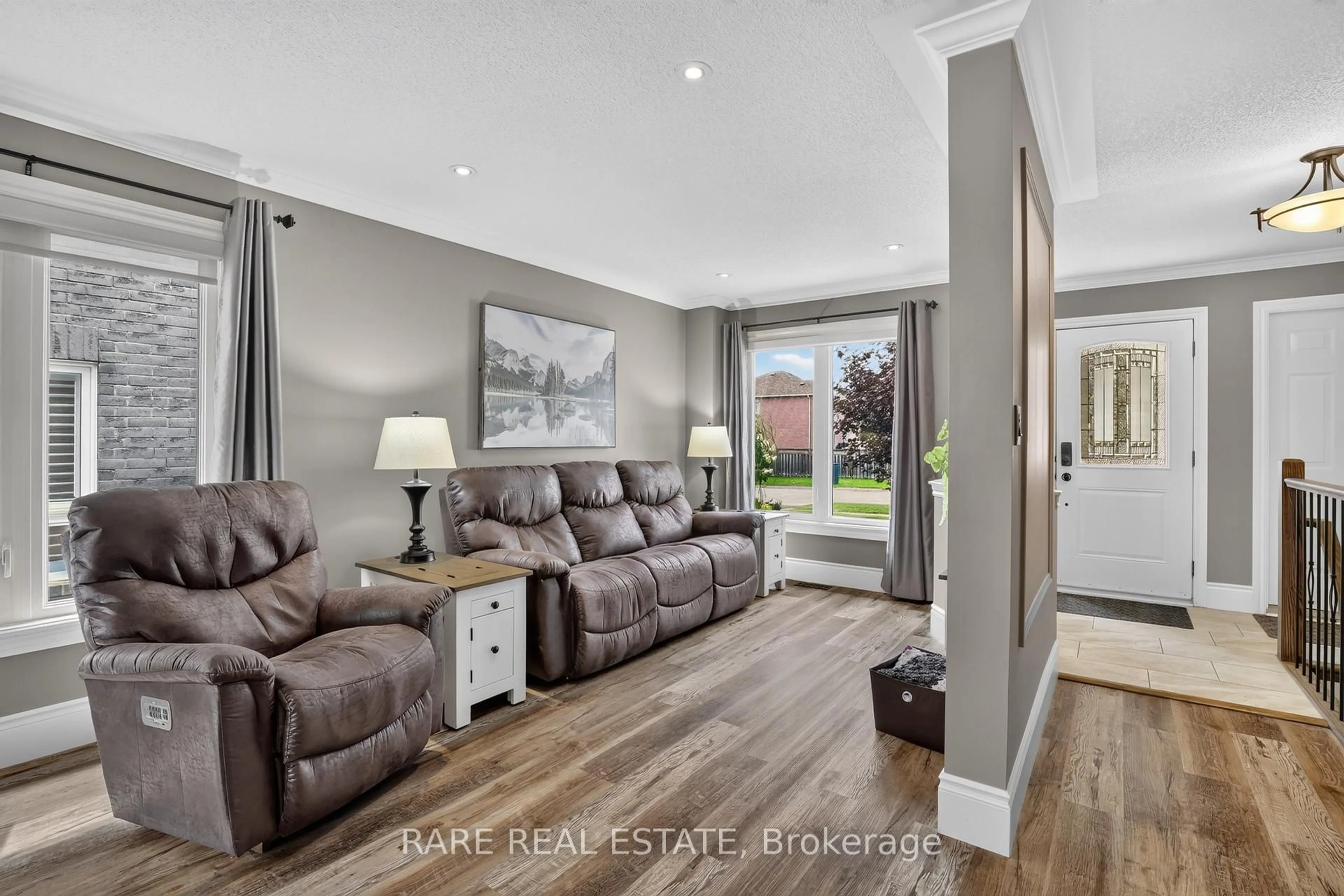 Living room with furniture, unknown for 1929 Romina Crt, Innisfil Ontario L9S 4X9