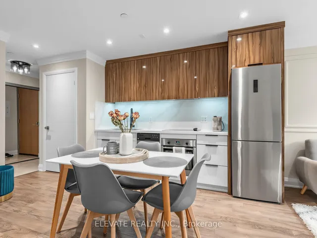 18 Uptown Dr #229, Markham 4