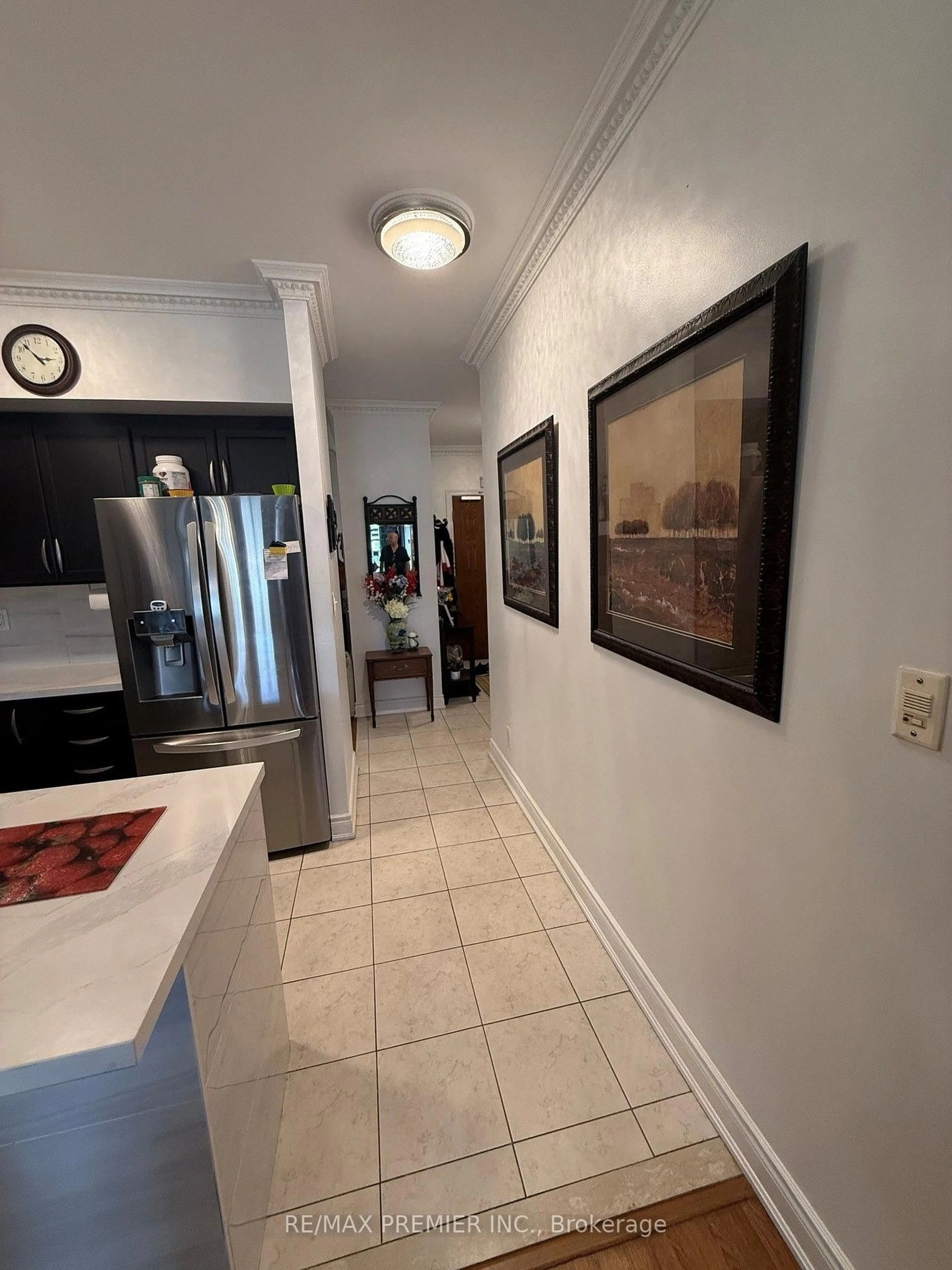 Unknown for 9901 Keele St #102, Vaughan Ontario L6A 0A1
