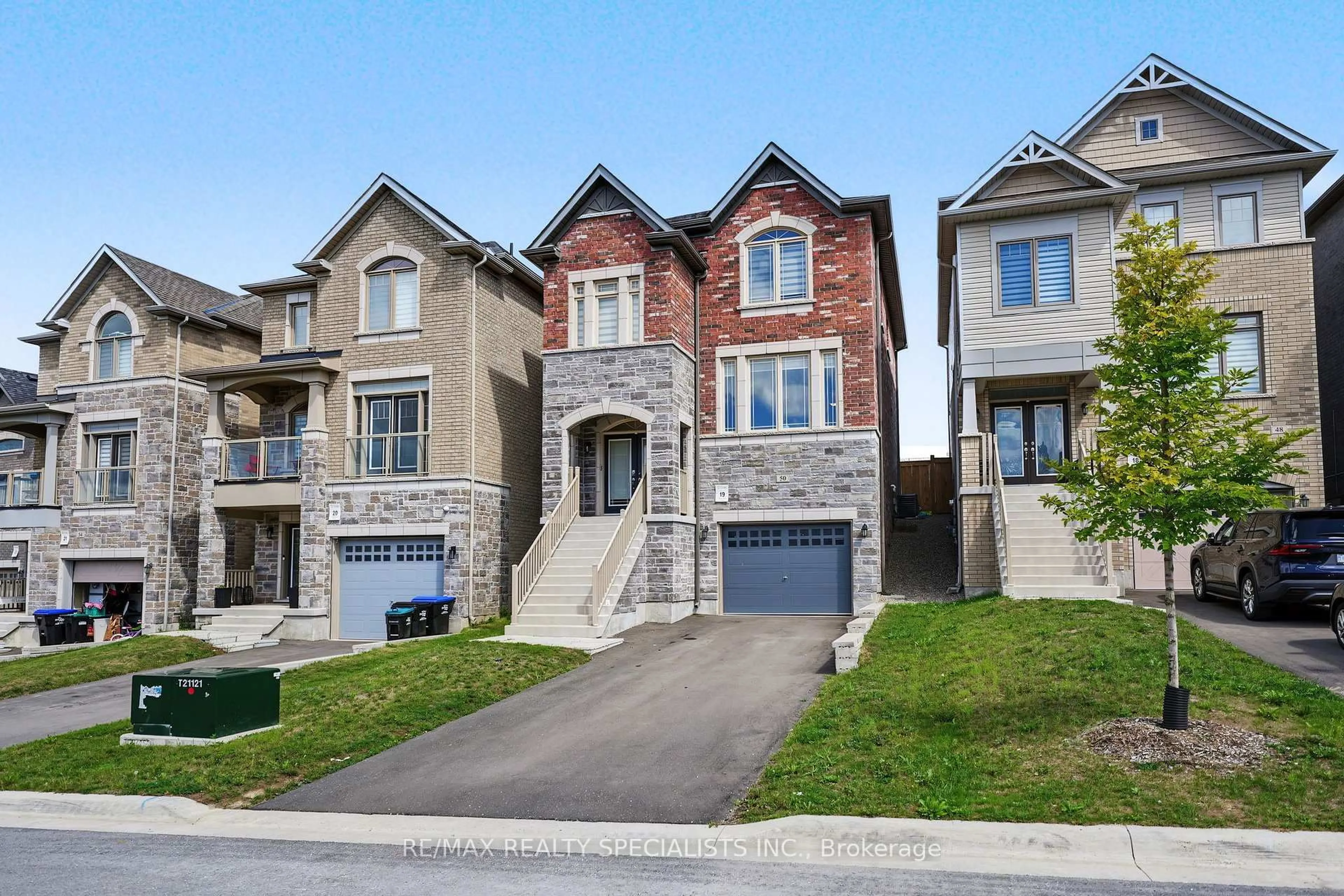 Home with brick exterior material, street for 50 Janes Cres, New Tecumseth Ontario L9R 0V9