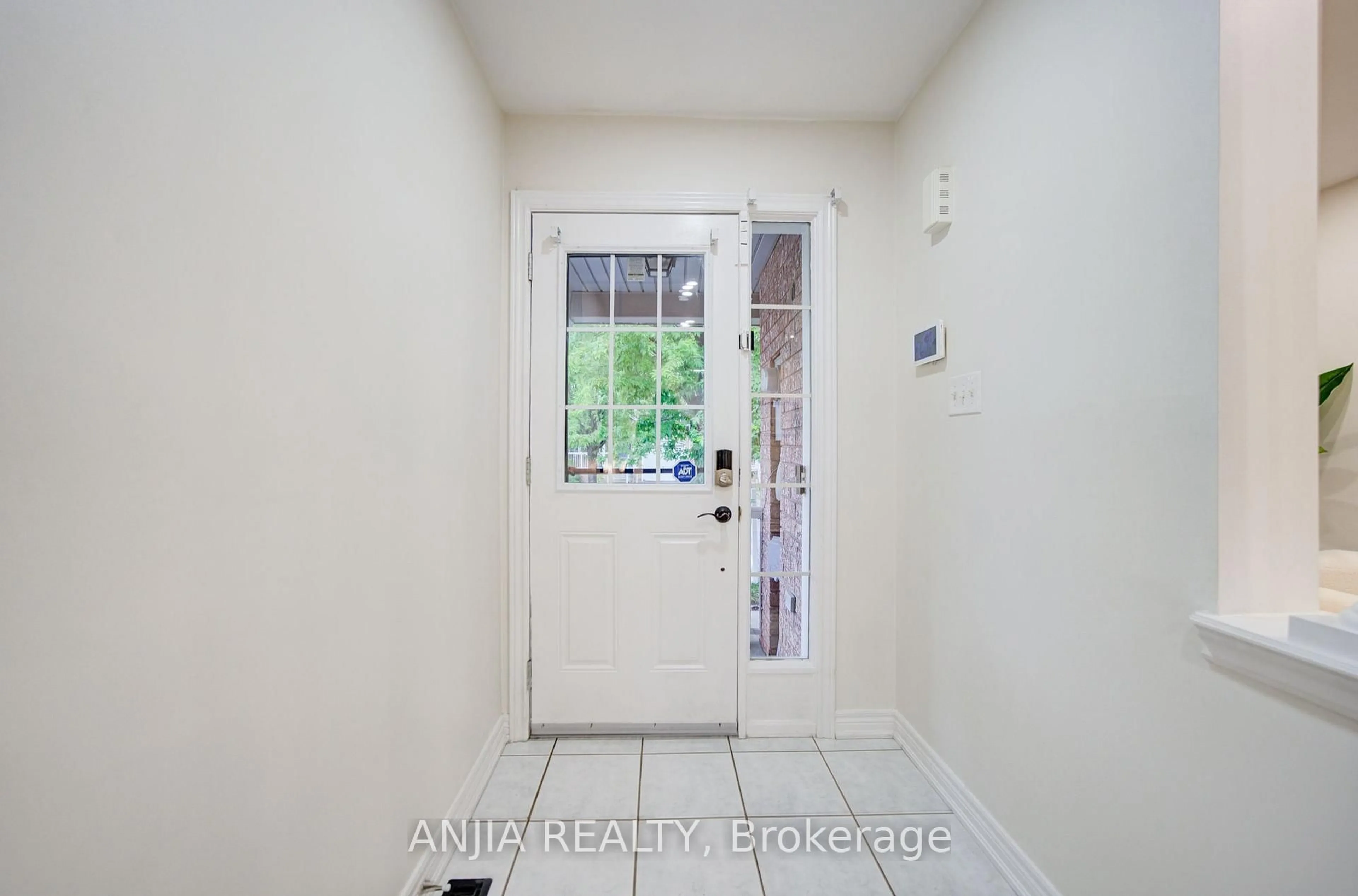 Indoor entryway for 73 Hawksbury Rd, Markham Ontario L6E 0E8