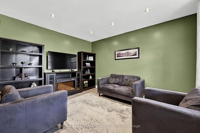 334 Parkwood Ave, Bradford West Gwillimbury 5