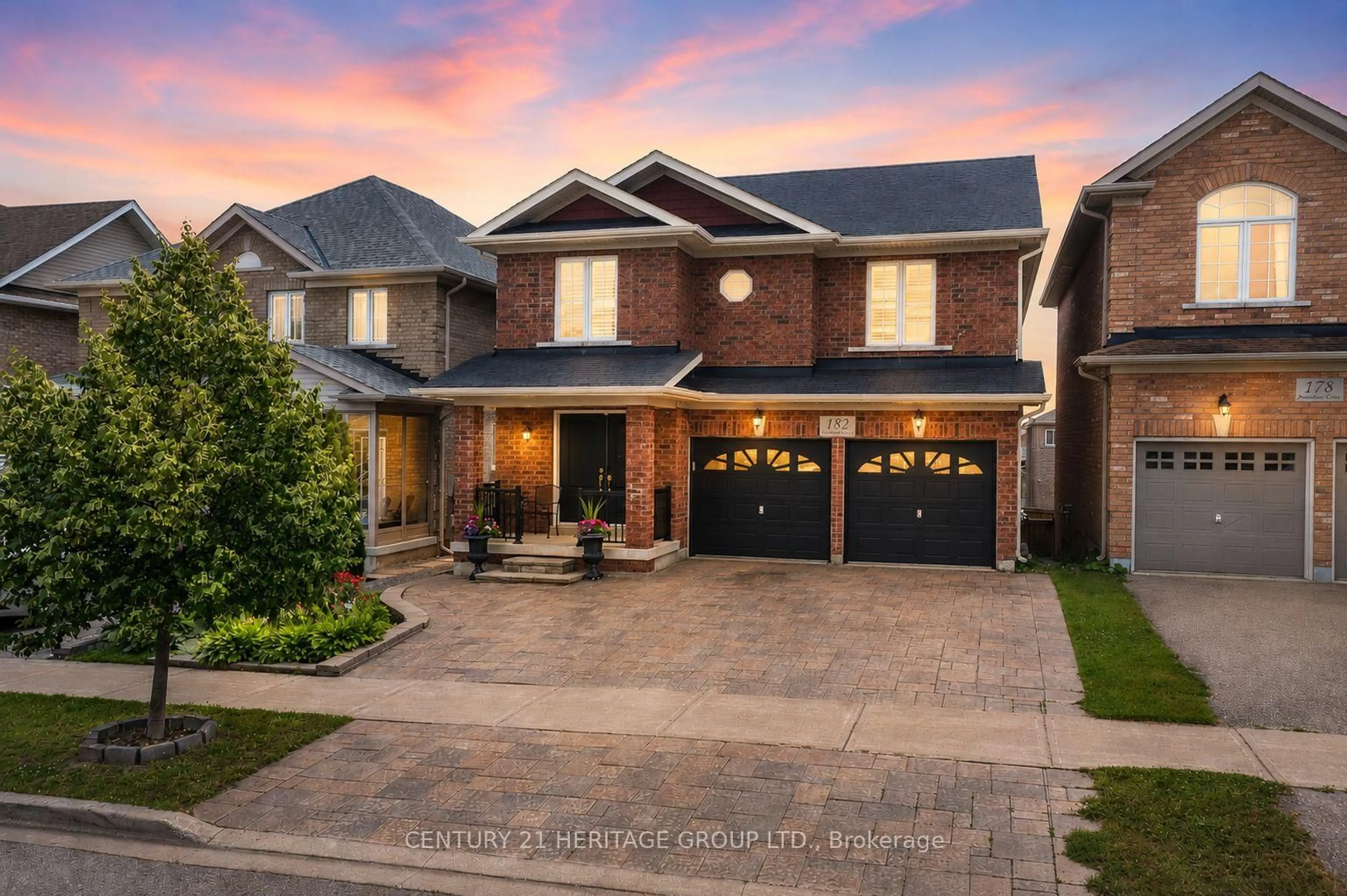 Home with brick exterior material, street for 182 Richardson Cres, Bradford West Gwillimbury Ontario L3Z 0N5
