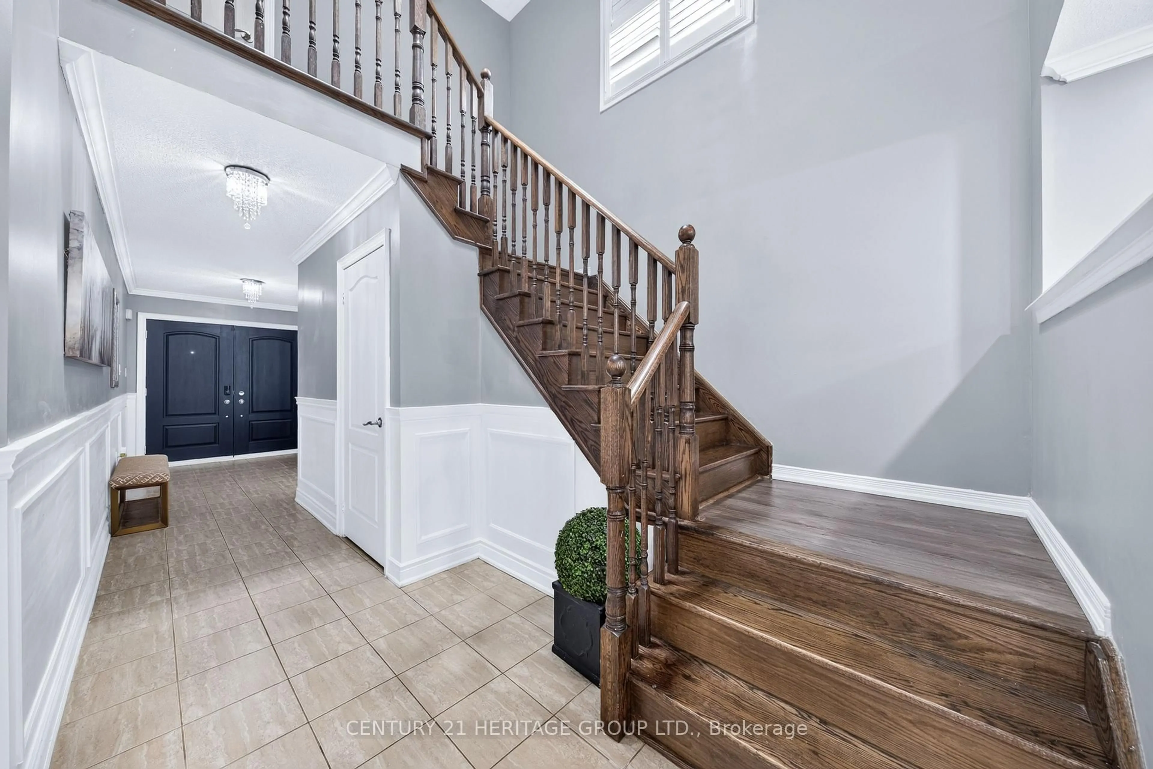 Unknown for 182 Richardson Cres, Bradford West Gwillimbury Ontario L3Z 0N5