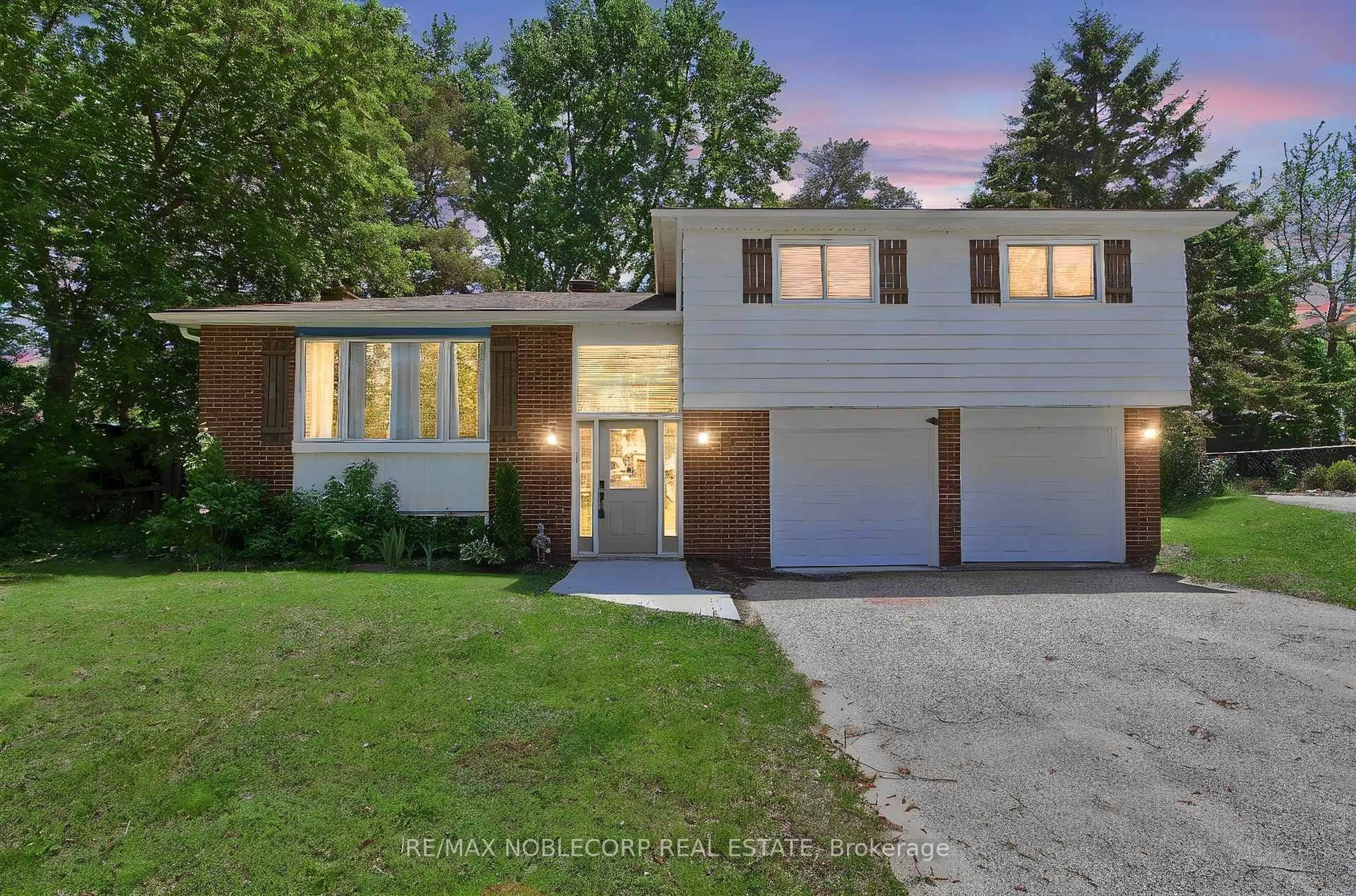 Home with brick exterior material, street for 17 Larkdale Cres, Essa Ontario L0M 1B0