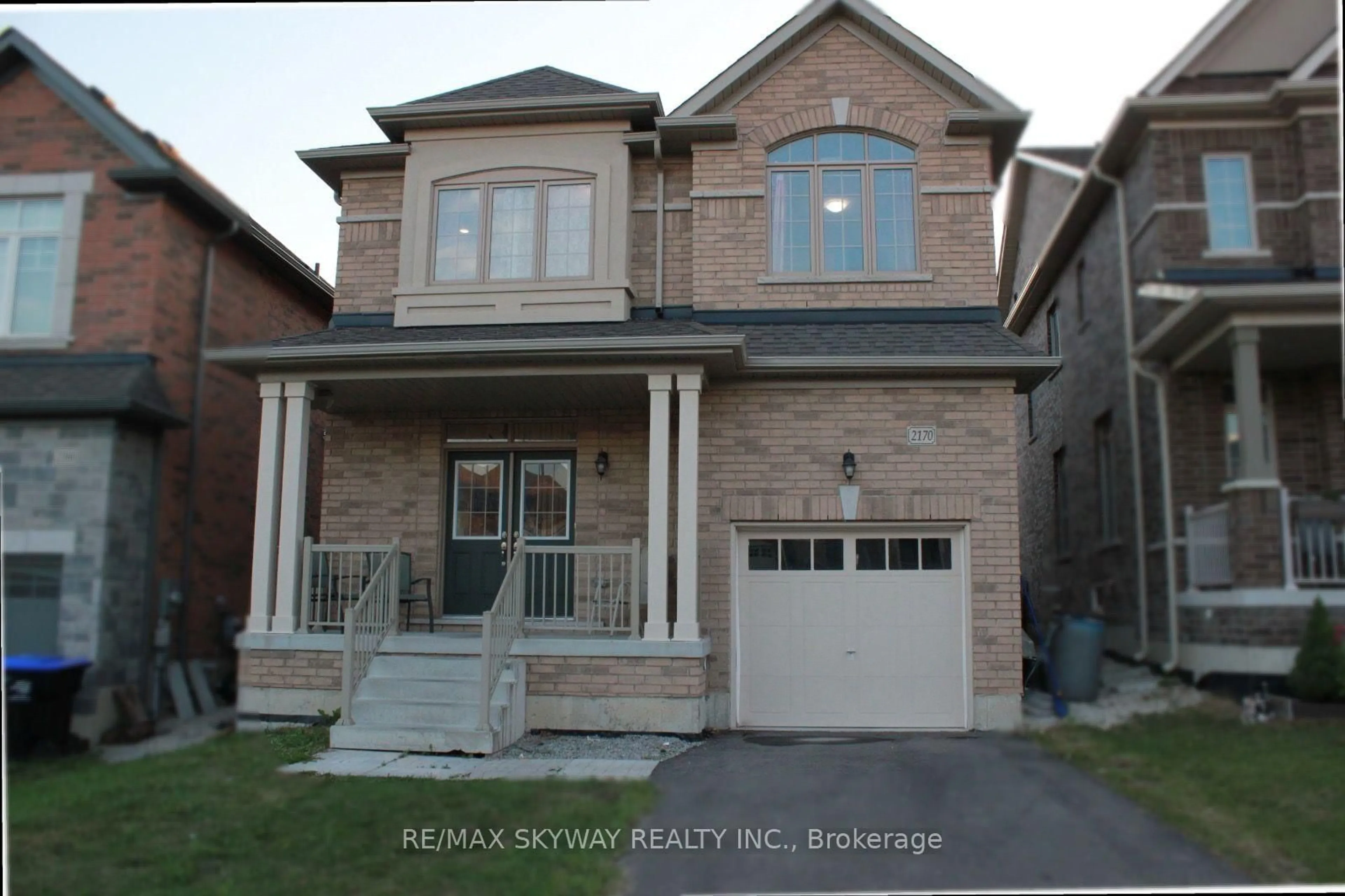 Home with brick exterior material, street for 2170 Lozenby St, Innisfil Ontario L9S 0M9