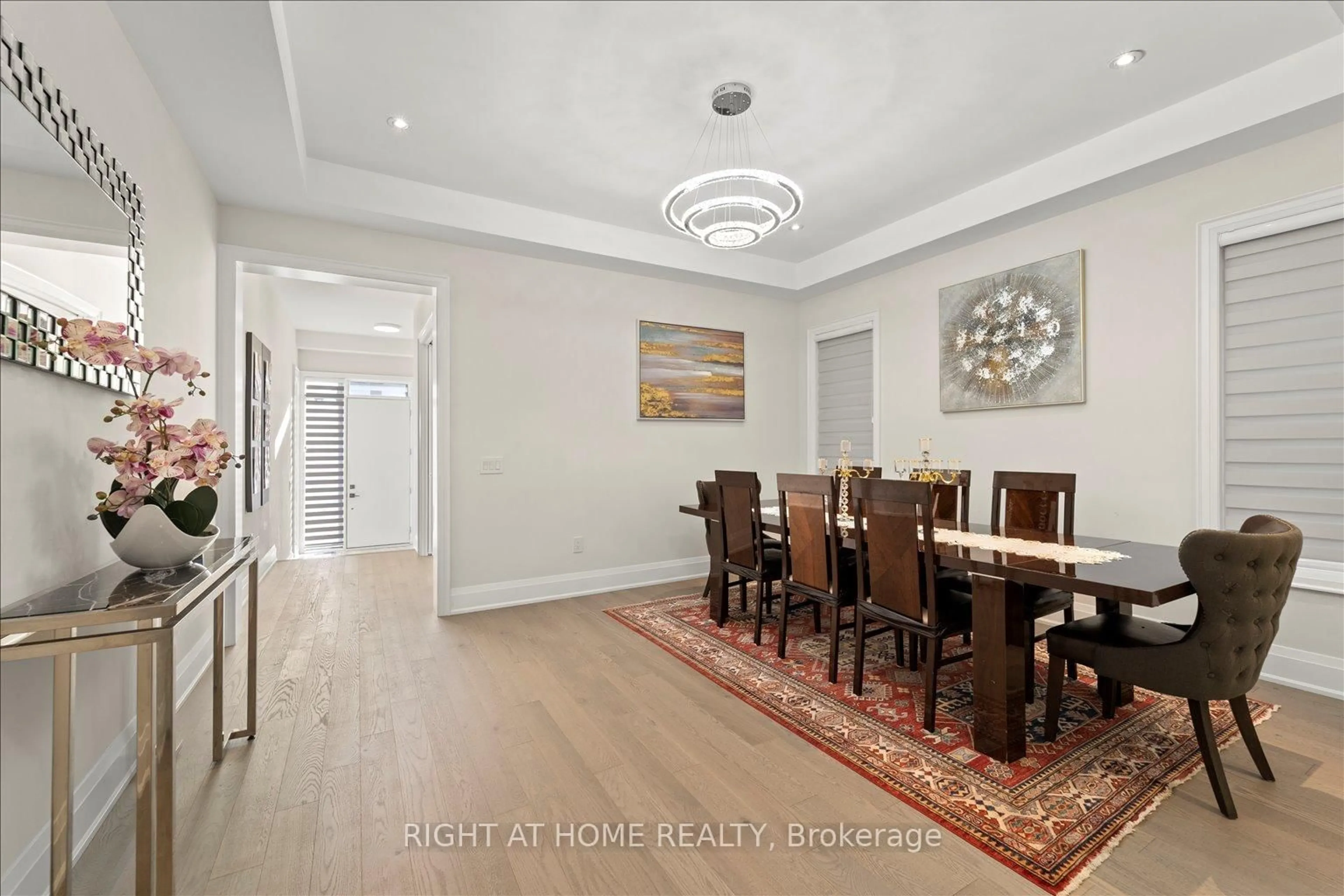 Dining room, unknown for 121 Milky Way Dr, Richmond Hill Ontario L4C 4L9