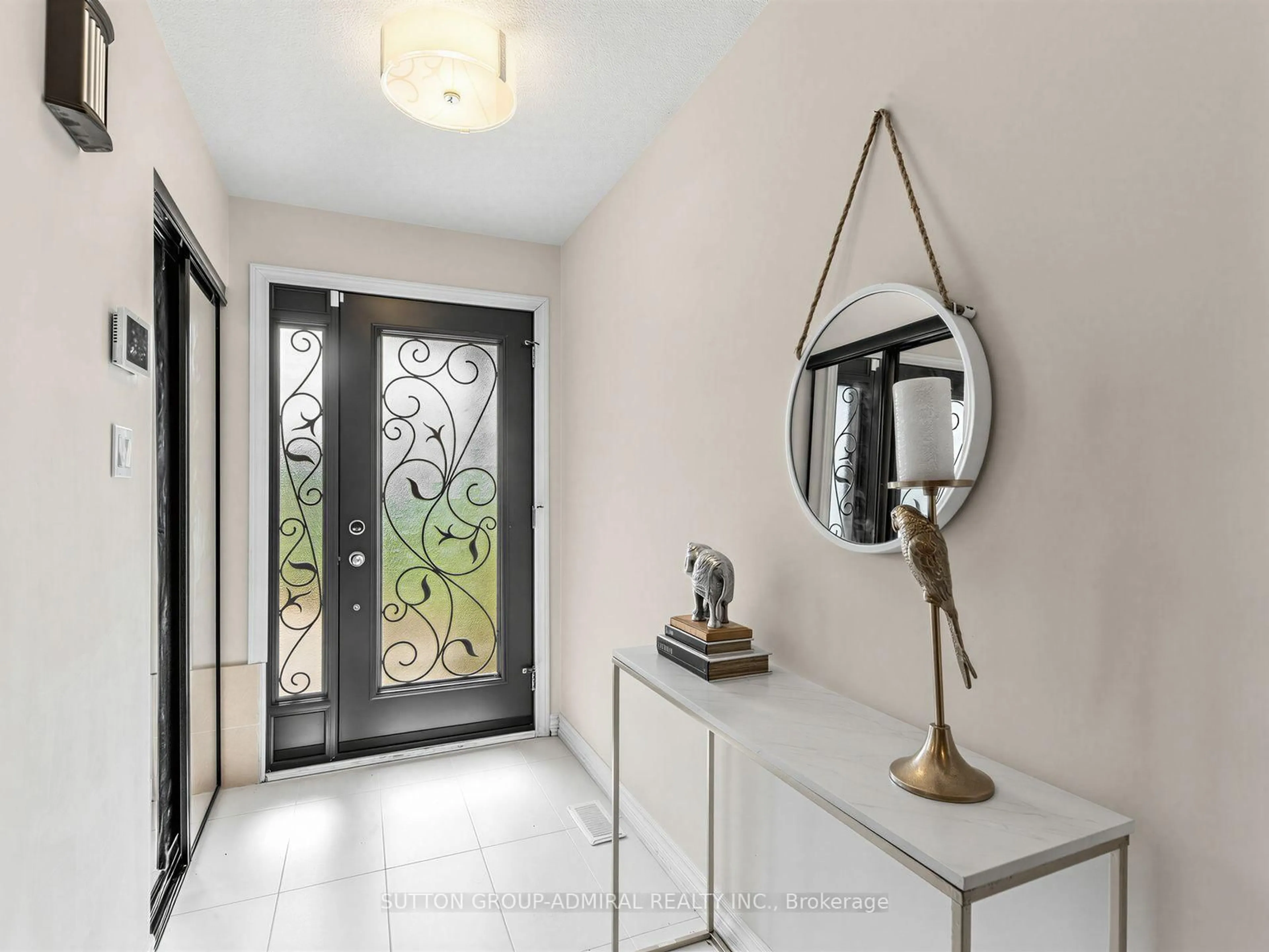 Indoor entryway for 59 Marita Pl, Vaughan Ontario L4K 3J8