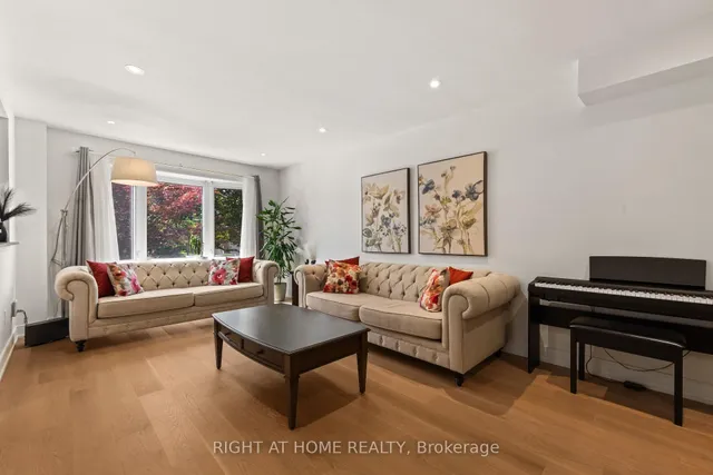 262 Yorkshire Dr, Newmarket 5