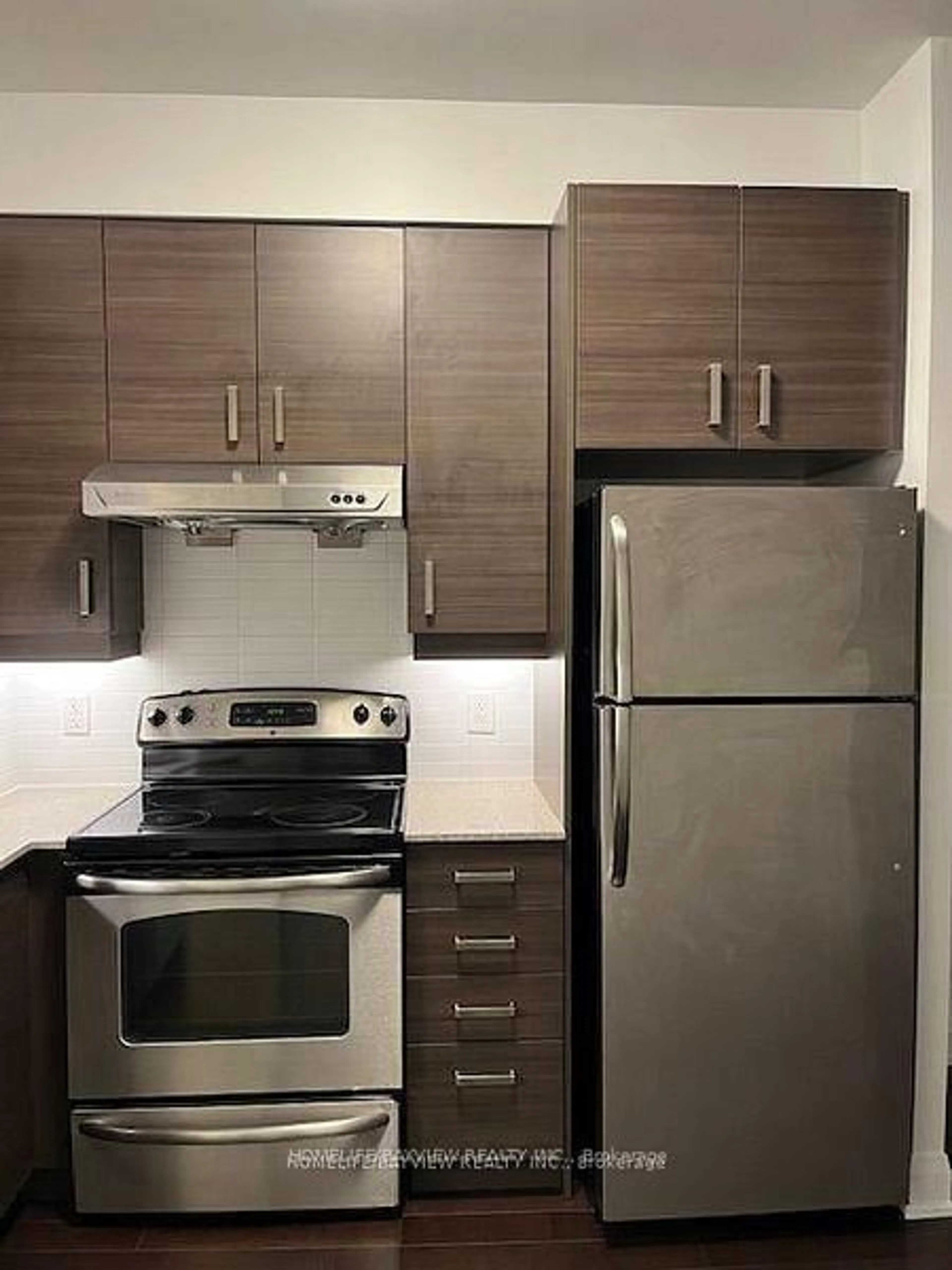 Standard kitchen, unknown for 8228 Birchmount Rd #730, Markham Ontario L3R 1A6