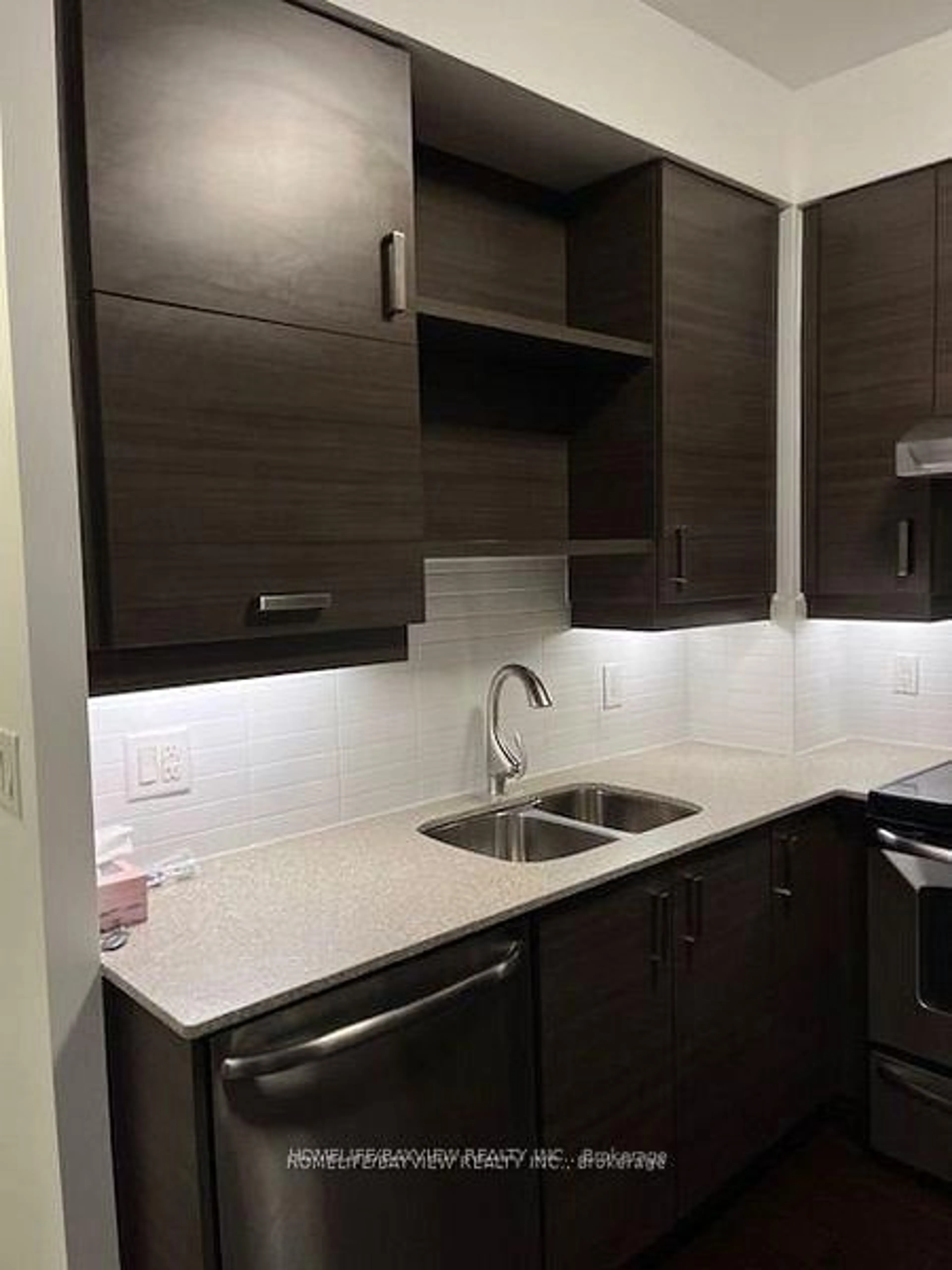 Standard kitchen, unknown for 8228 Birchmount Rd #730, Markham Ontario L3R 1A6