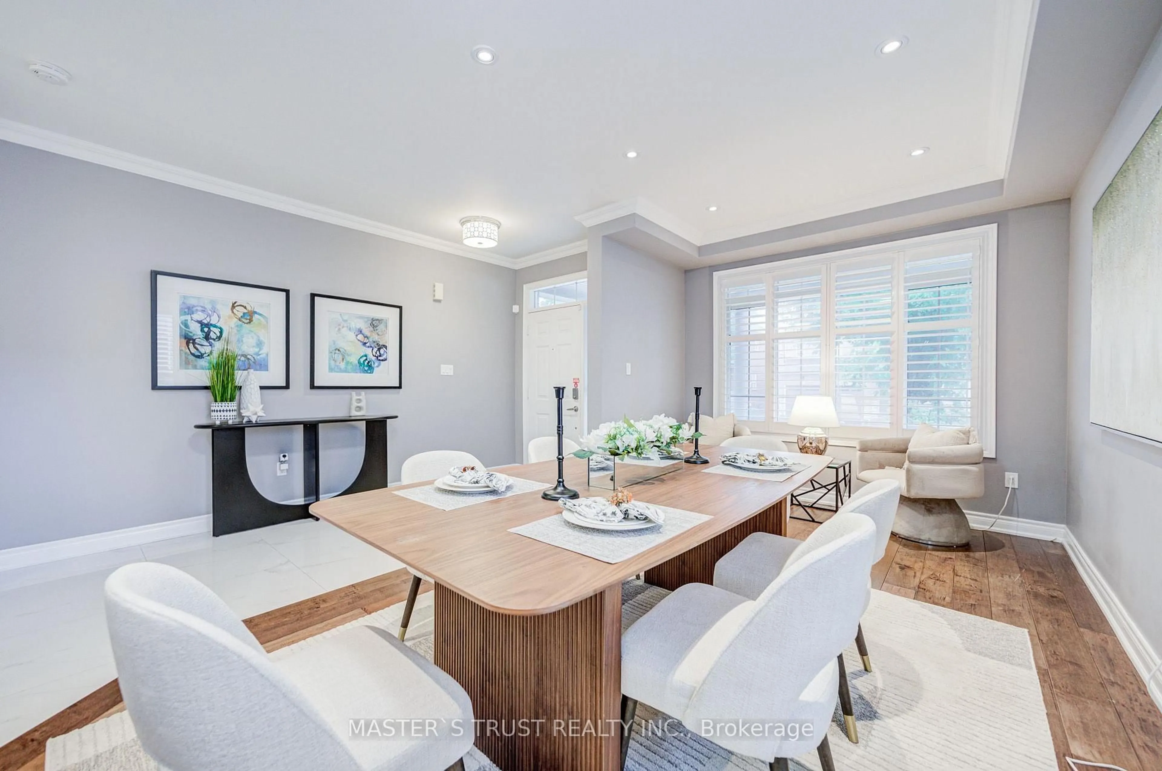 Dining room, unknown for 350 Coachwhip Tr, Newmarket Ontario L3X 2R6