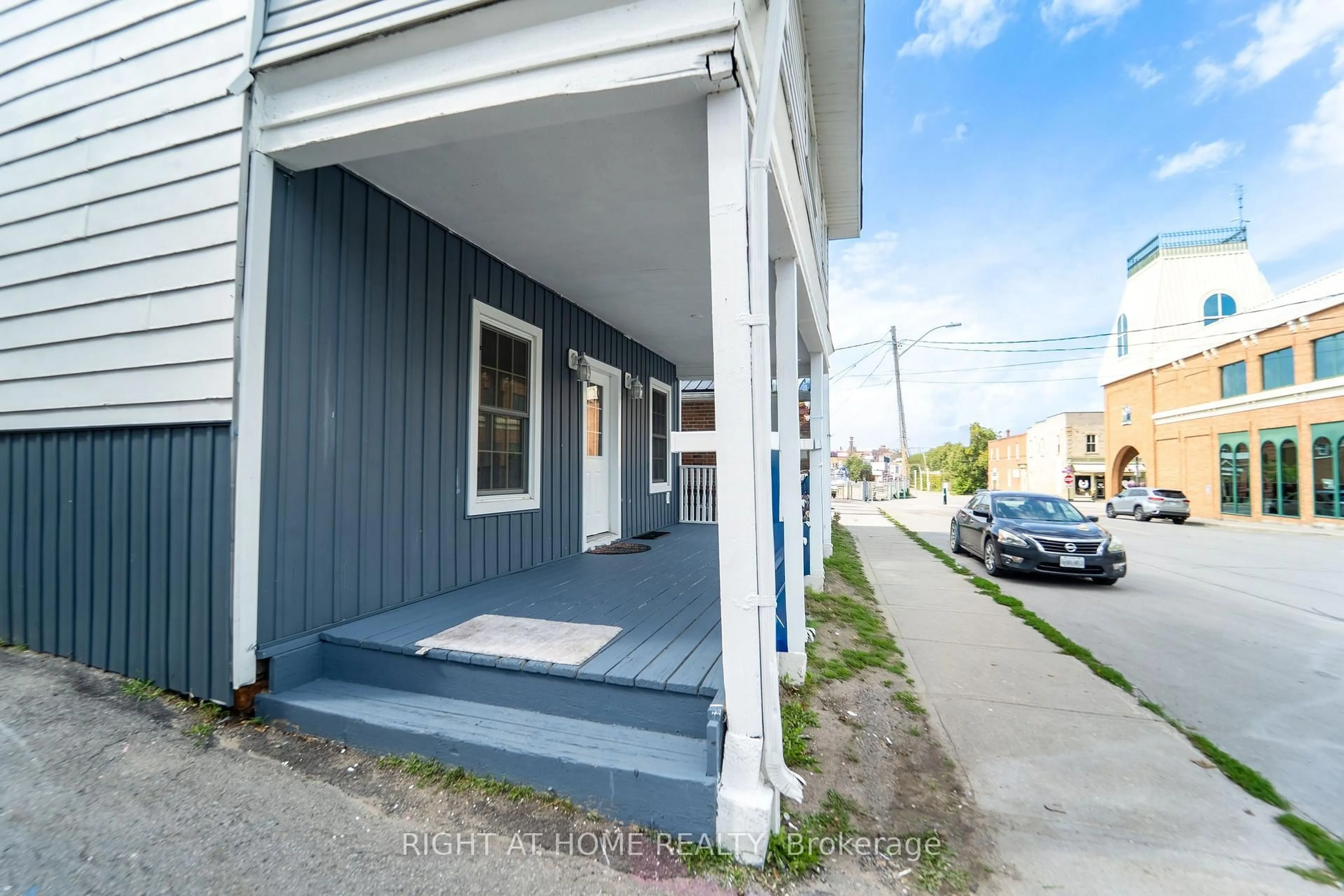 Unknown for 17 Laidlaw St St, Brock Ontario L0E 1E0