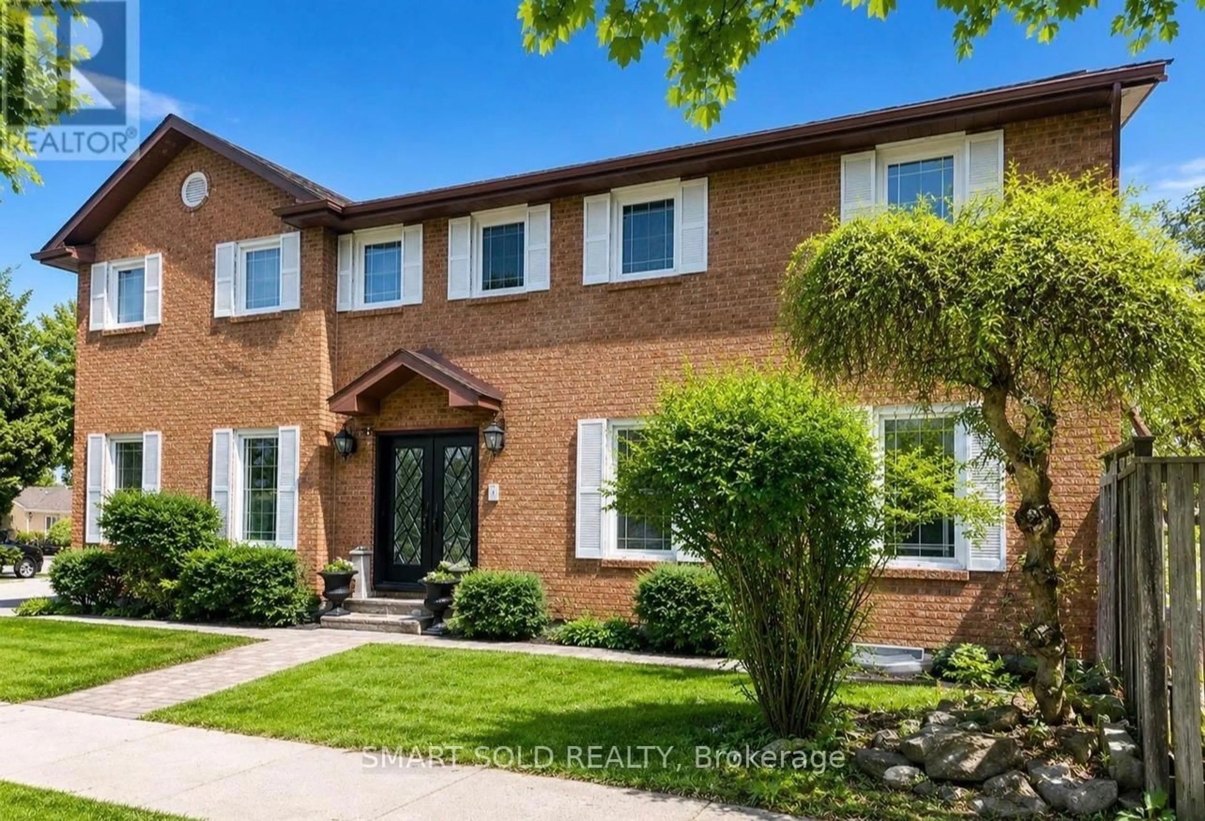 Home with brick exterior material, street for 1 Tiffany Gate, Richmond Hill Ontario L4C 6W7