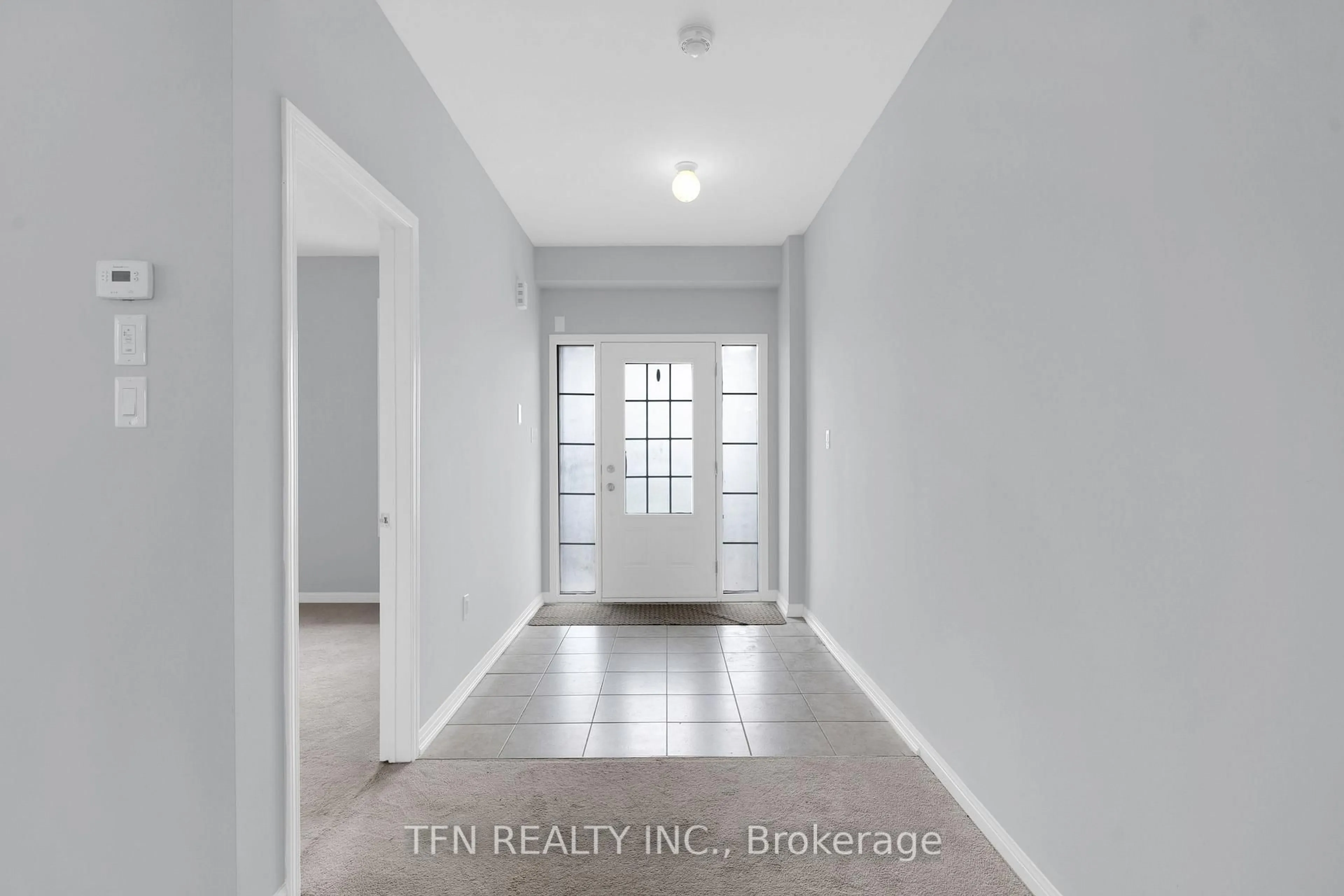 Indoor entryway for 24 Don Hadden Cres, Brock Ontario L0C 1H0