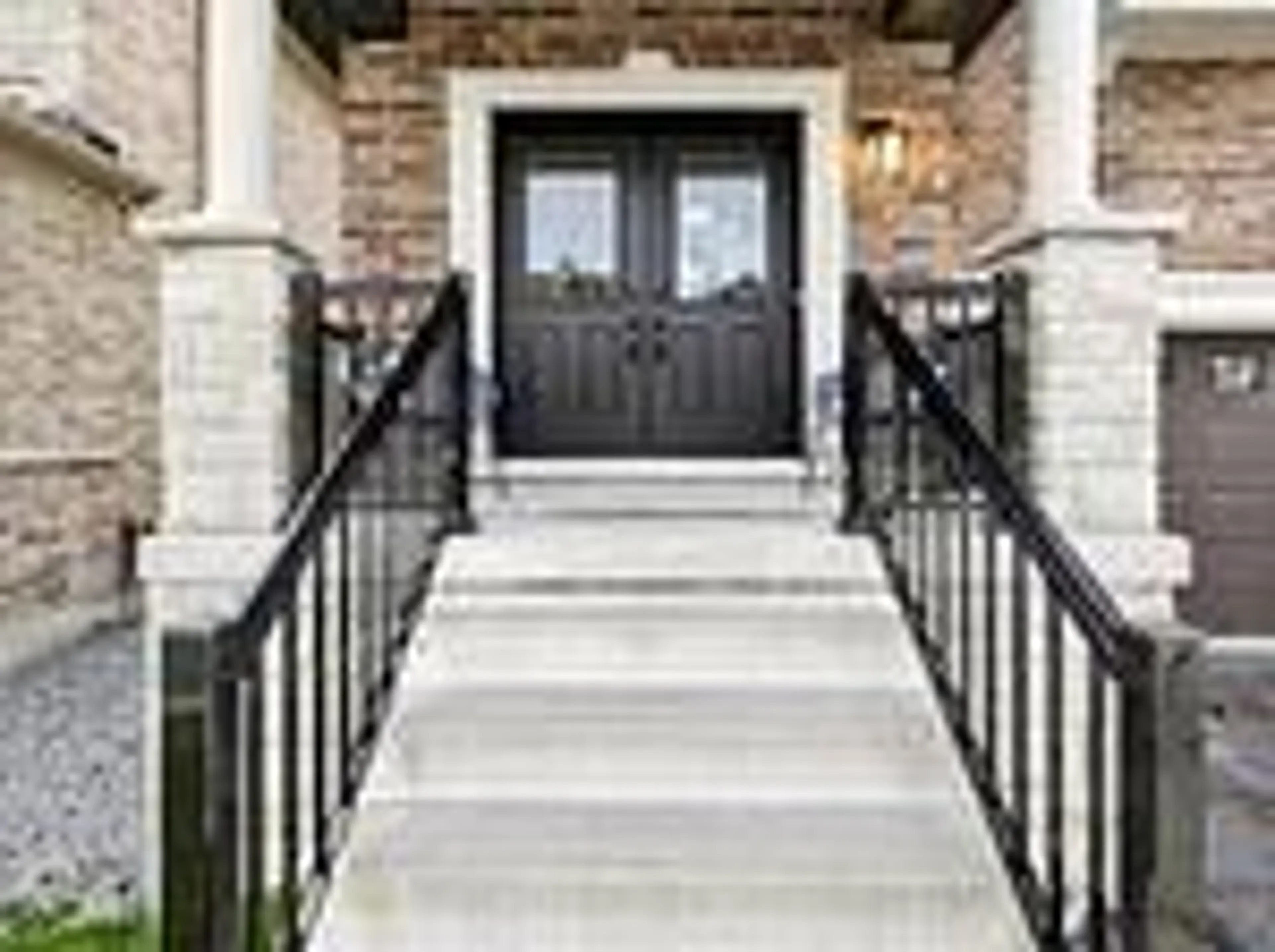Indoor entryway for 793 Prest Way, Newmarket Ontario L3X 0J7