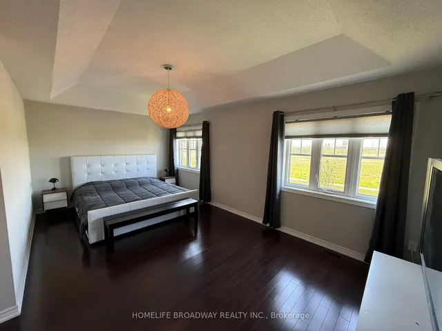 49 Staglin Crt, Markham 3