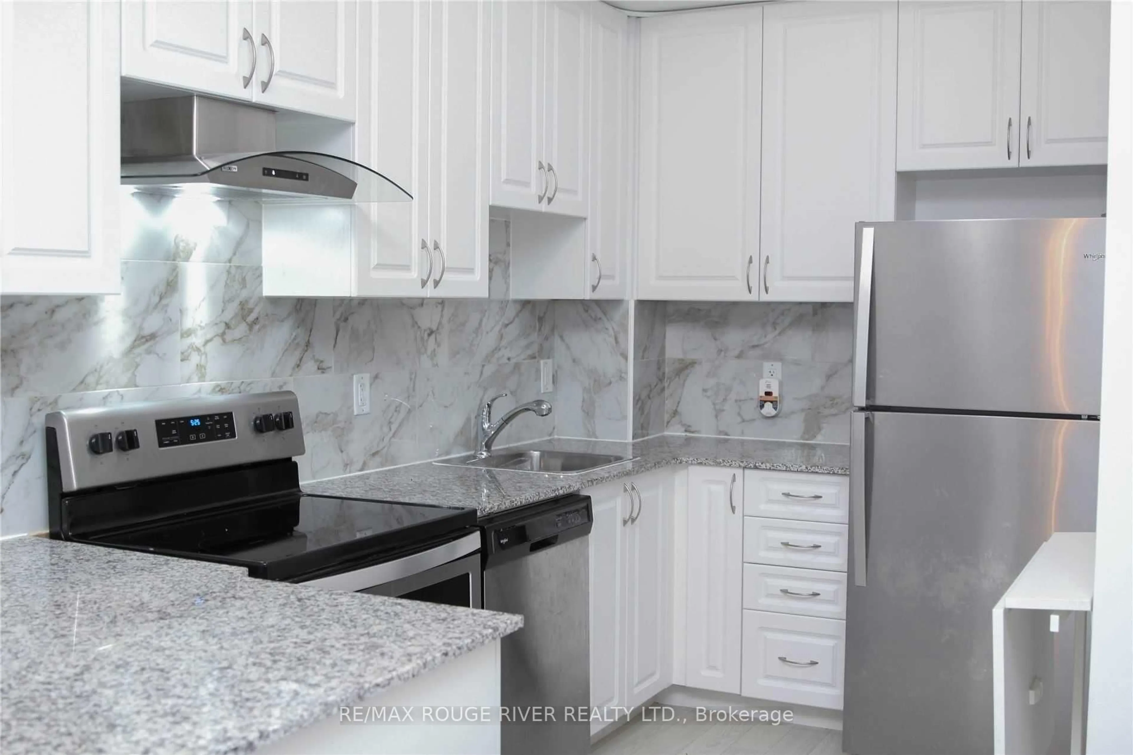Standard kitchen, ceramic/tile floor for 5309 Highway 7 Rd #A701, Vaughan Ontario L4L 1T3
