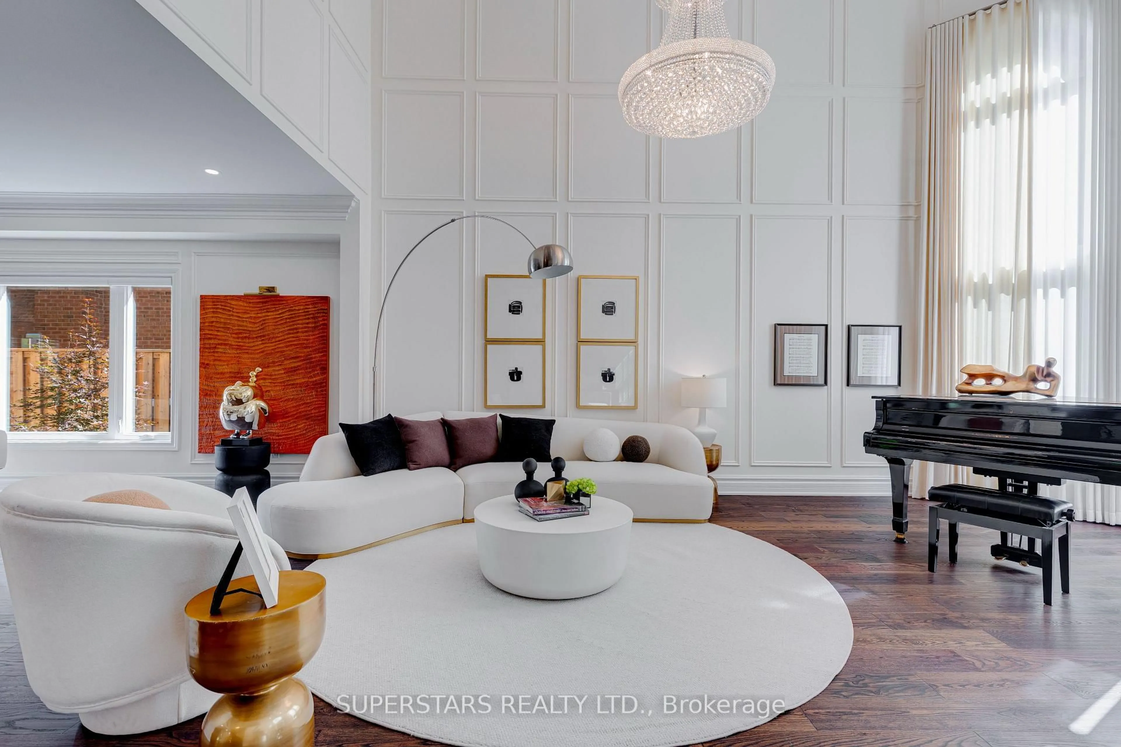 Living room with furniture, unknown for 1075 Secretariate Rd, Newmarket Ontario L3X 1M3