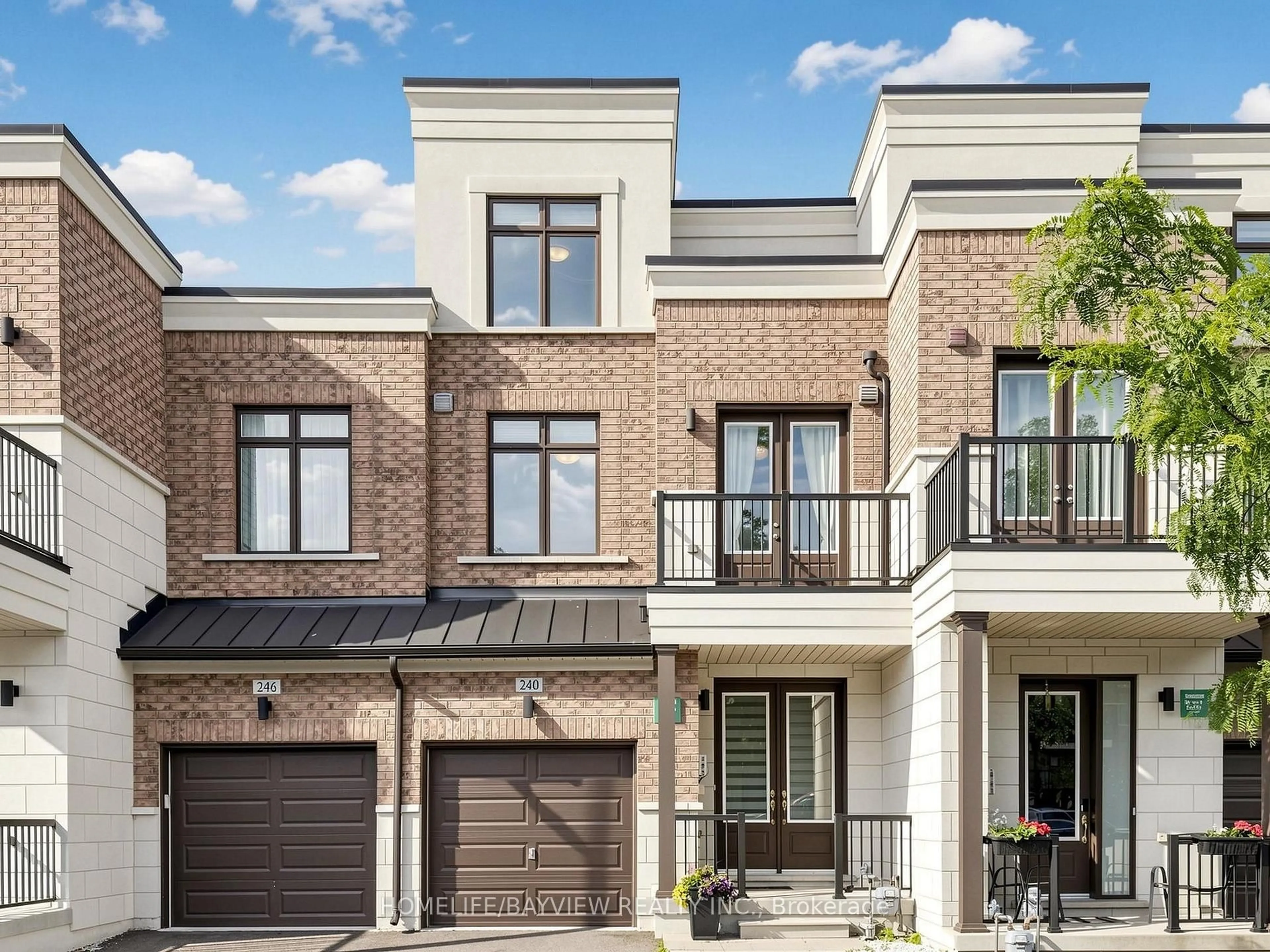 Home with brick exterior material, street for 240 Elyse Crt, Aurora Ontario L4G 2C9