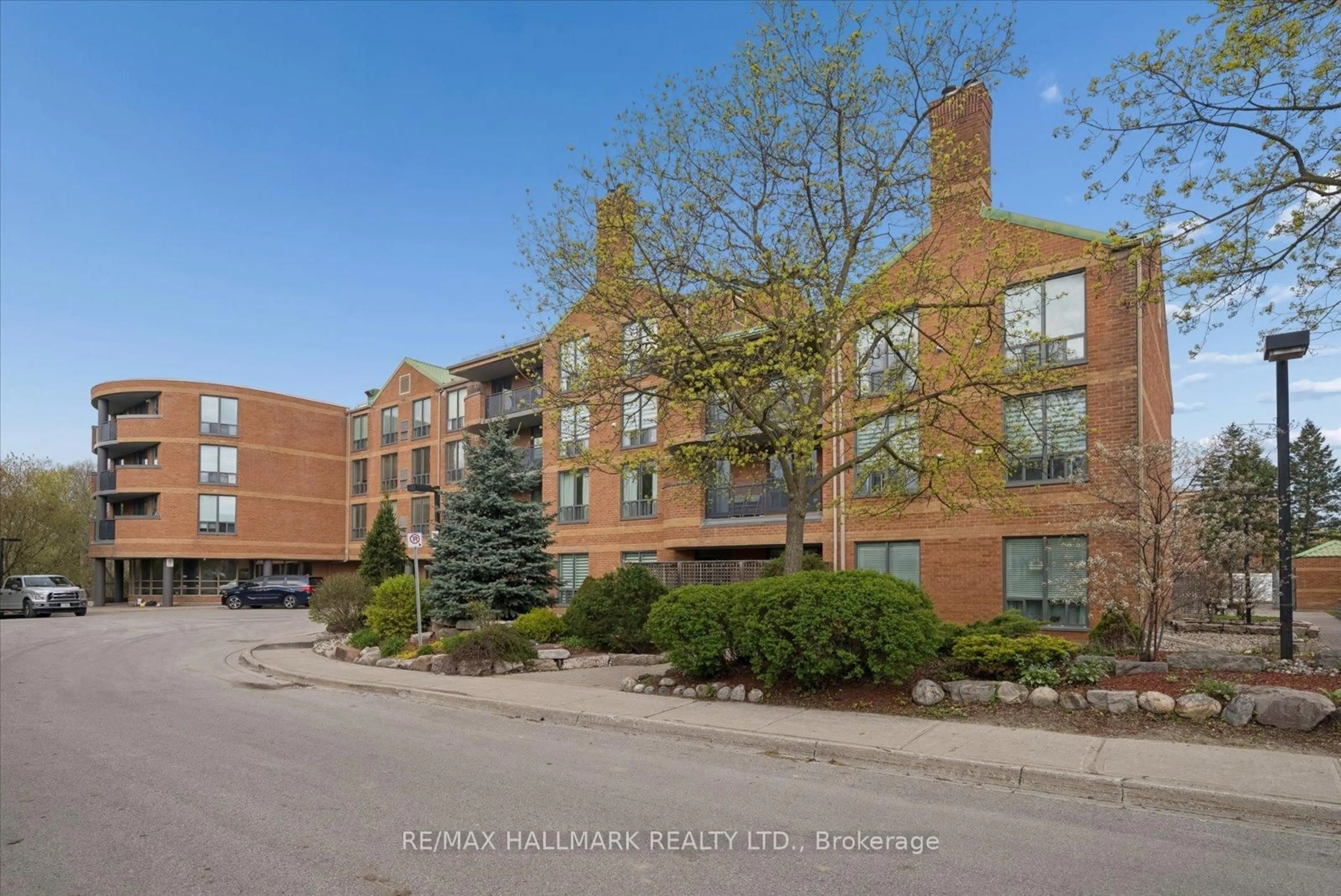 Unknown for 30 Wilson St #302, Markham Ontario L3P 1N1