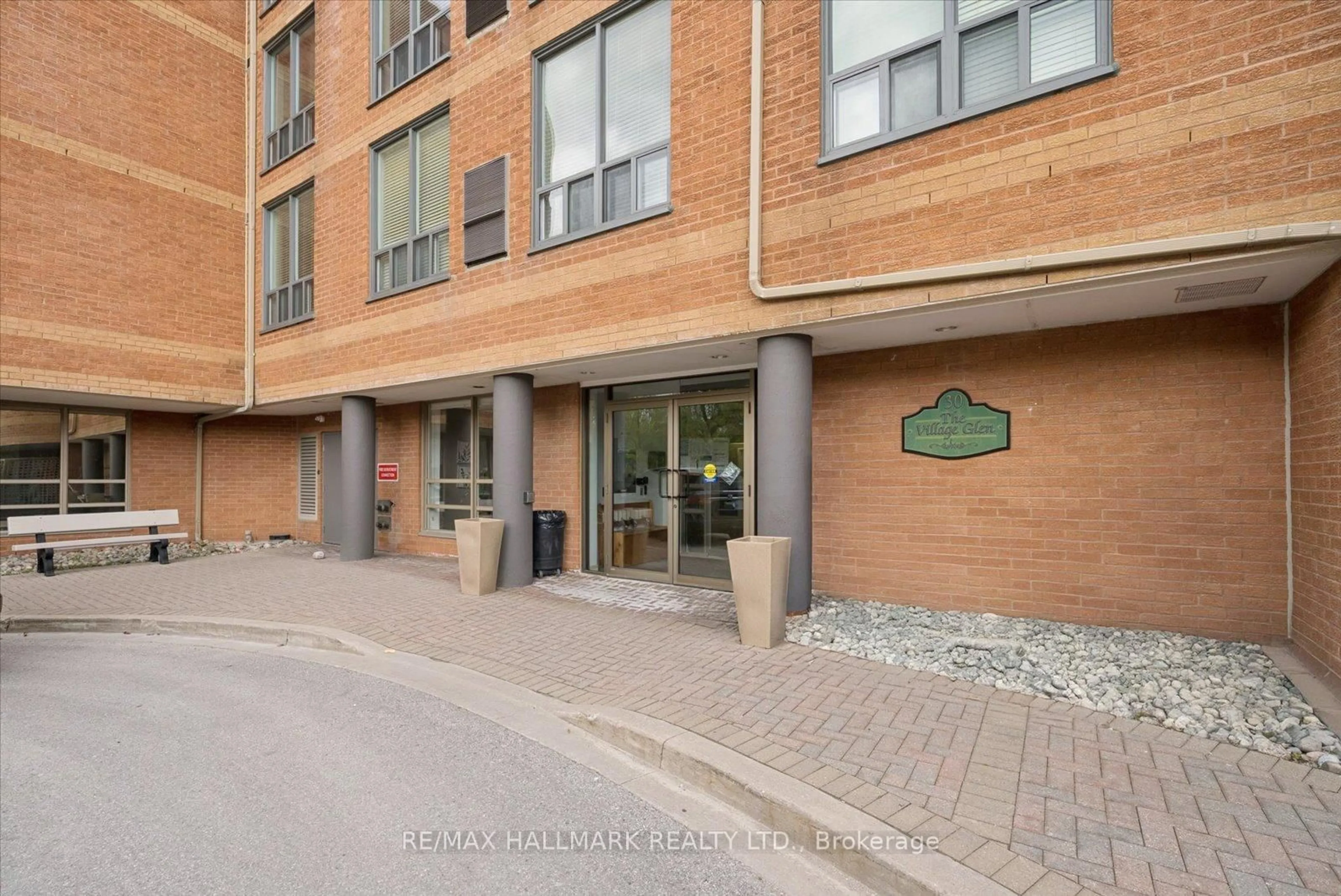 Unknown for 30 Wilson St #302, Markham Ontario L3P 1N1