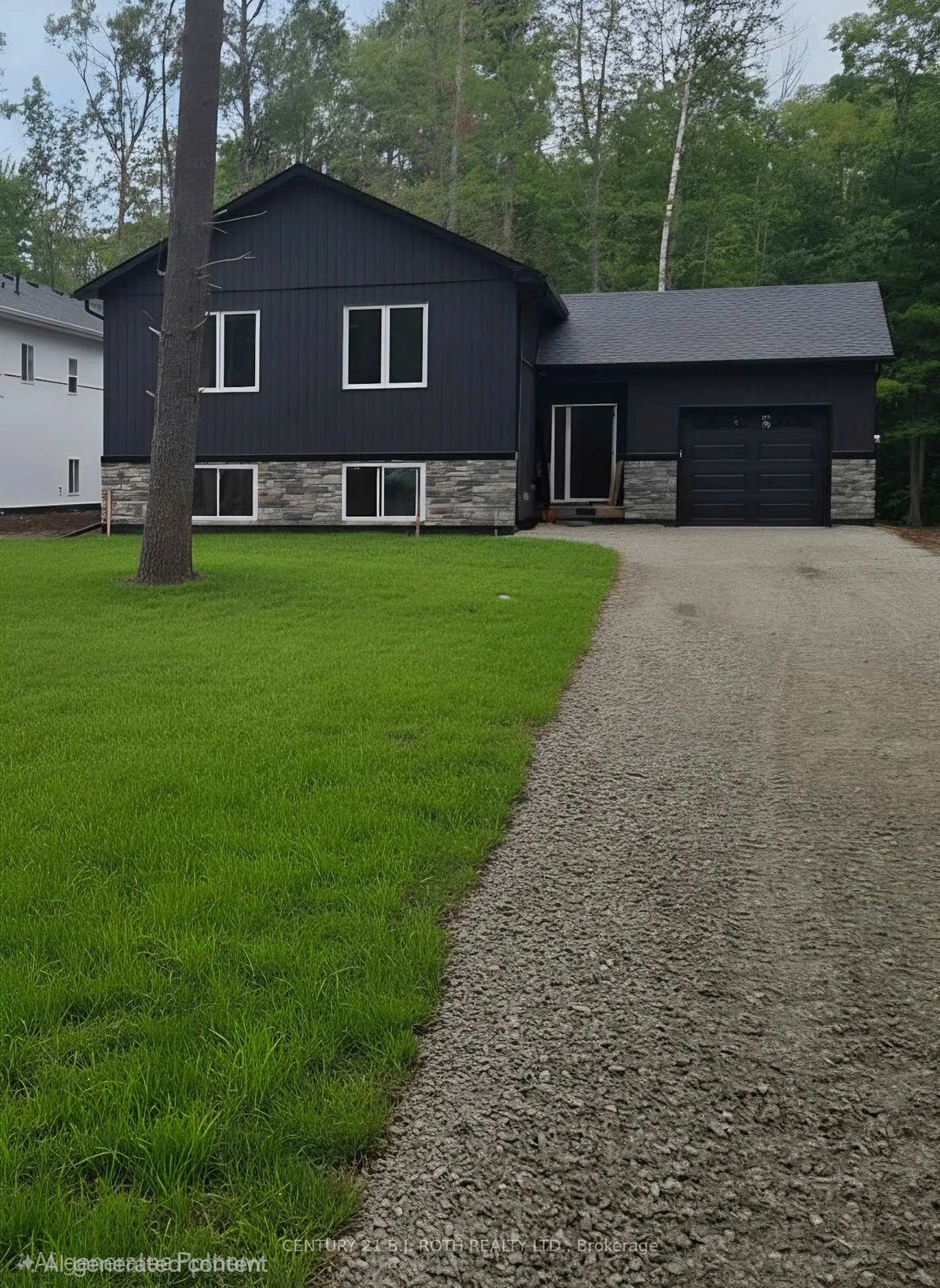 Home with vinyl exterior material, street for 3183 Cove Ave, Innisfil Ontario L9S 2K7