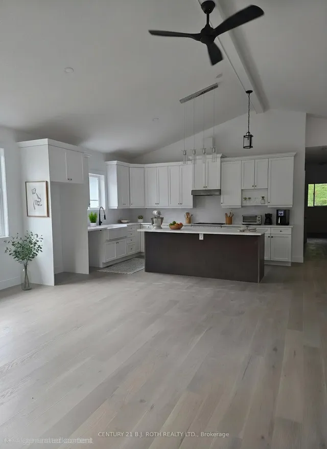3183 Cove Ave, Innisfil 4