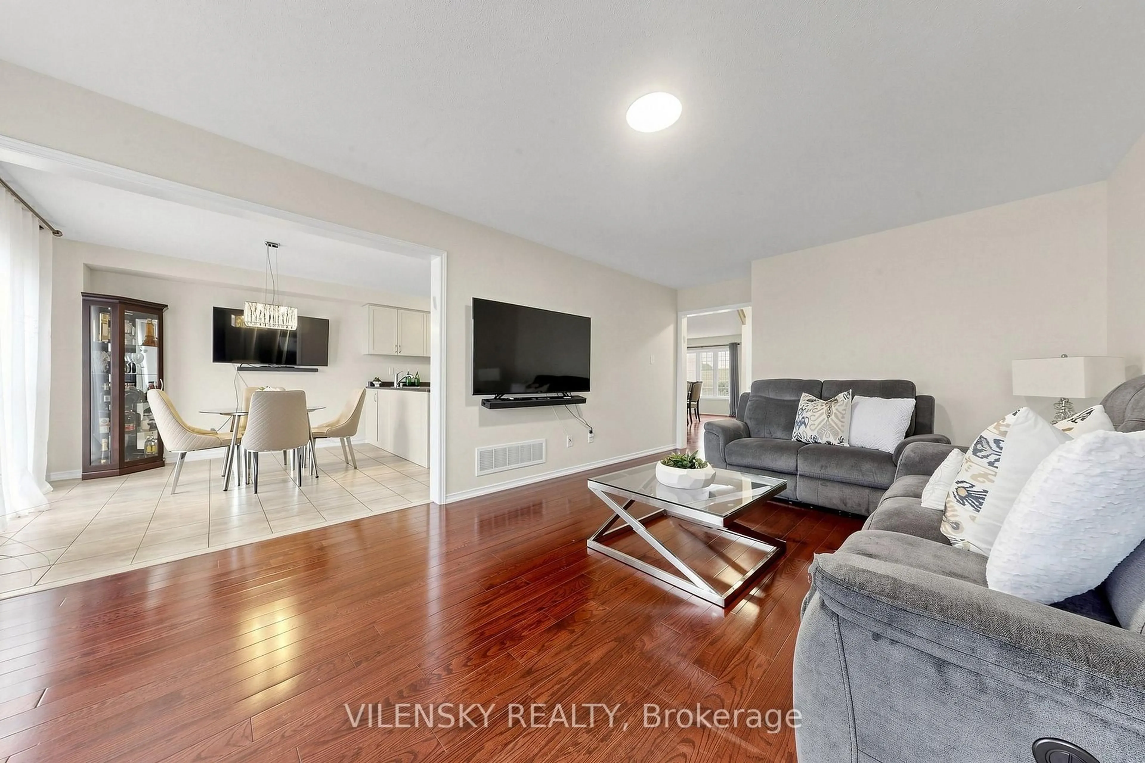 Unknown for 46 Westcliffe Cres, Richmond Hill Ontario L4E 0S2