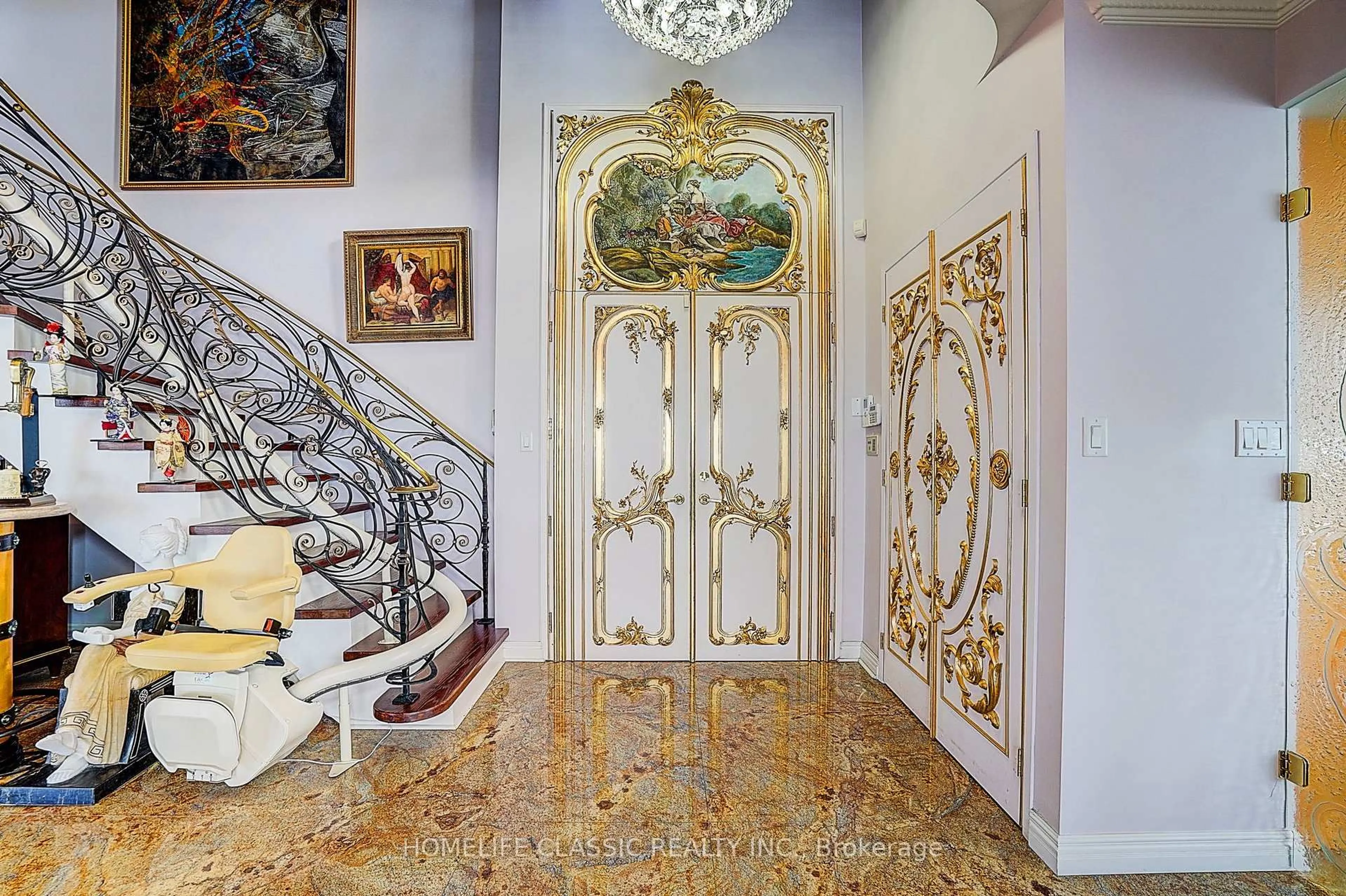 Indoor foyer for 1 Clark Ave #PH 7, Vaughan Ontario L4J 7Y6