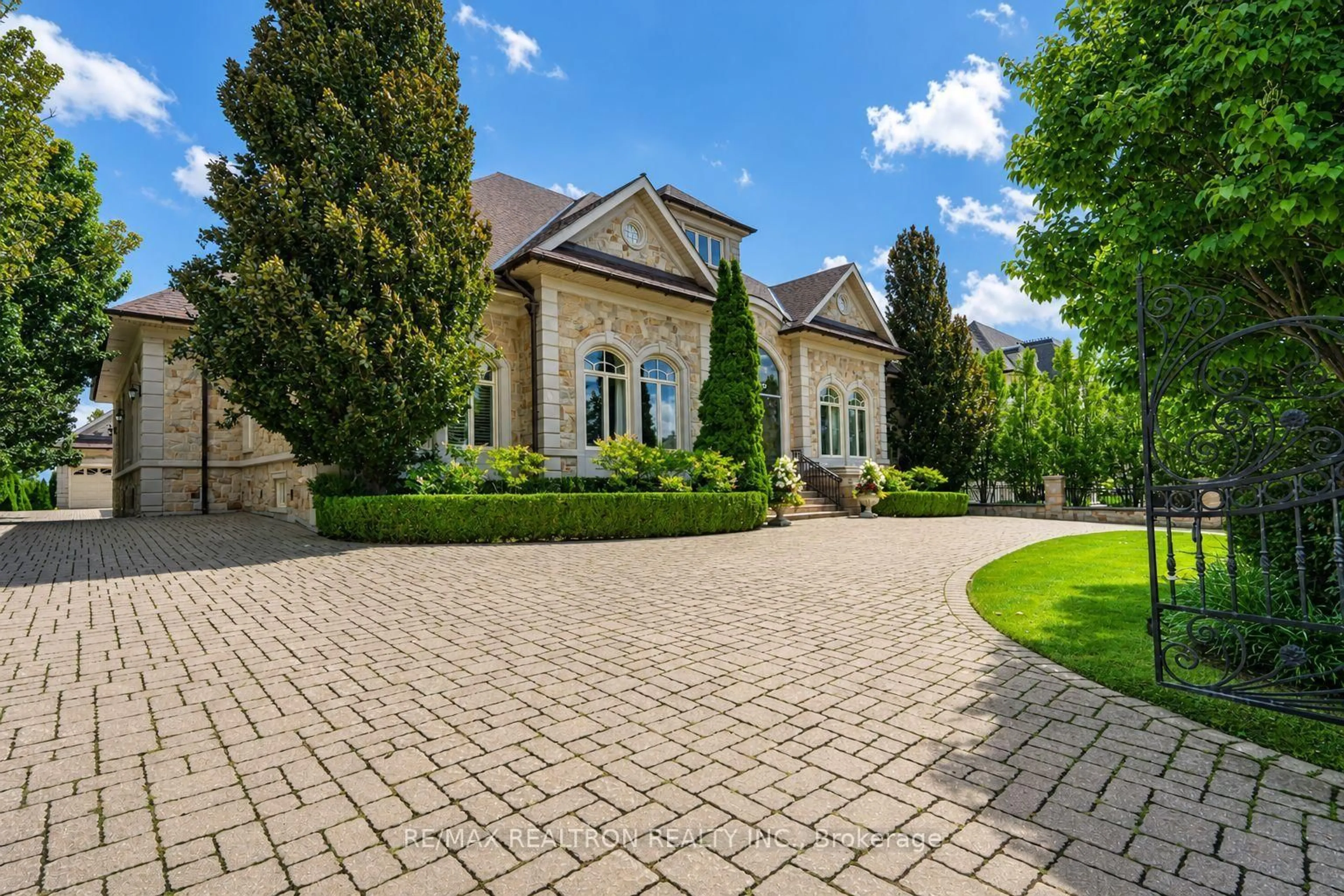 Home with brick exterior material, street for 25 Parr Pl, Vaughan Ontario L4J 8L1