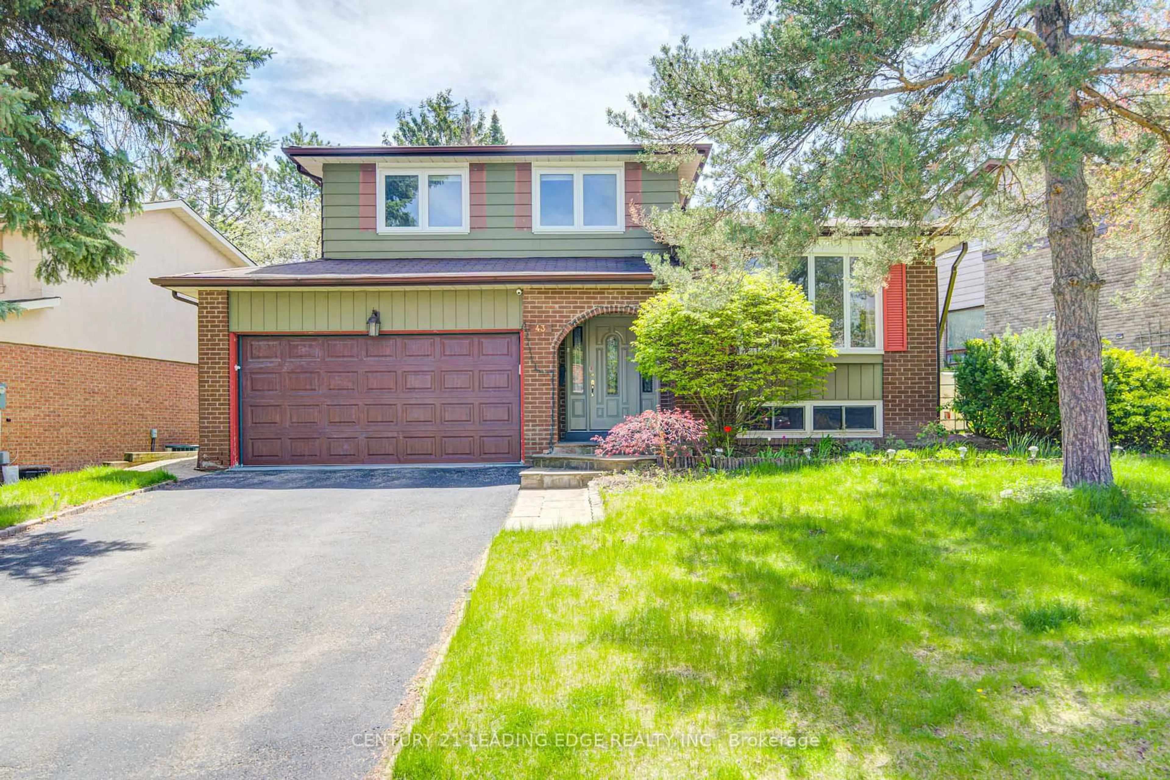 Home with brick exterior material, street for 43 Carlton Rd, Markham Ontario L3R 1Z4