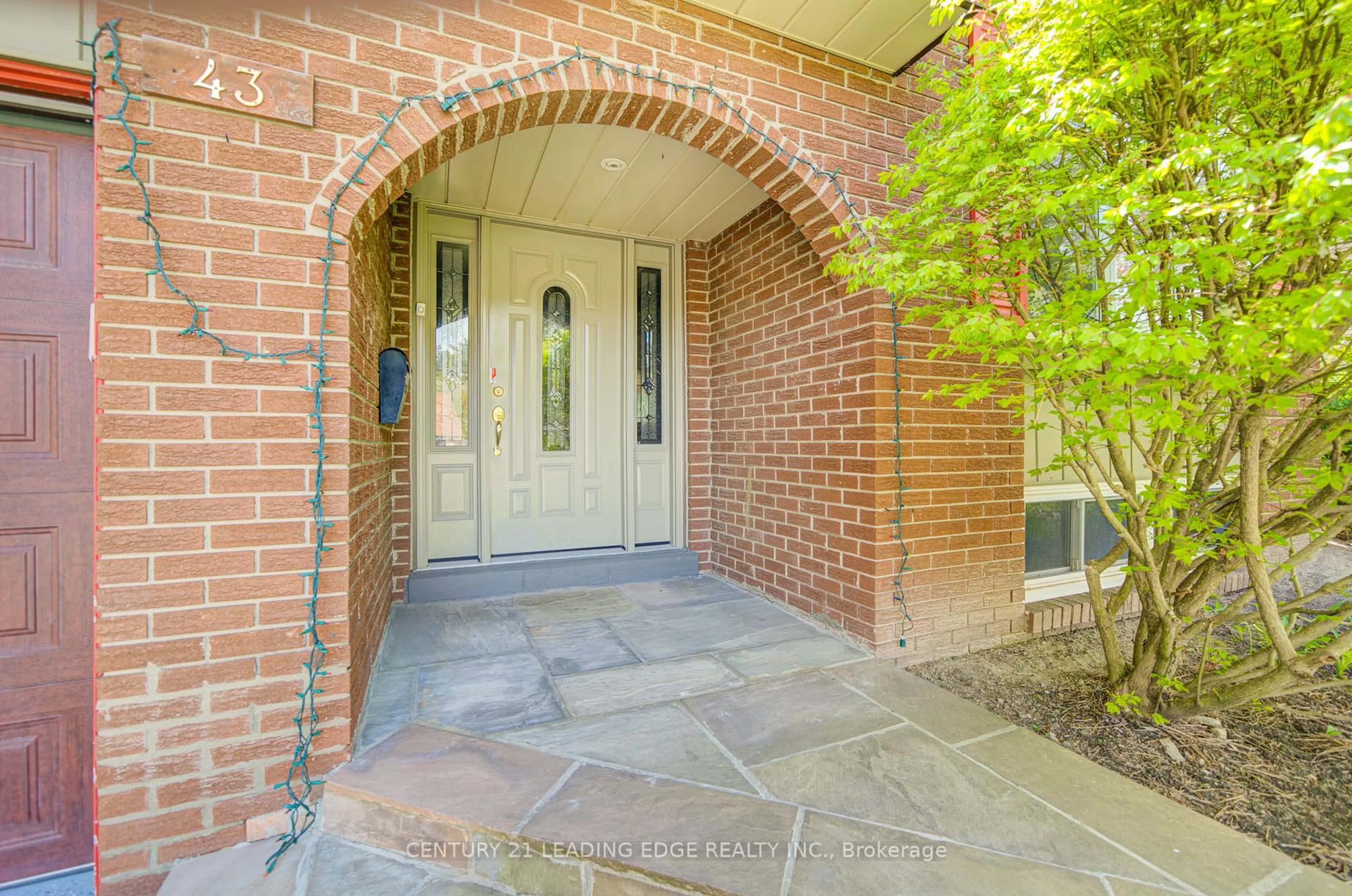 Unknown for 43 Carlton Rd, Markham Ontario L3R 1Z4