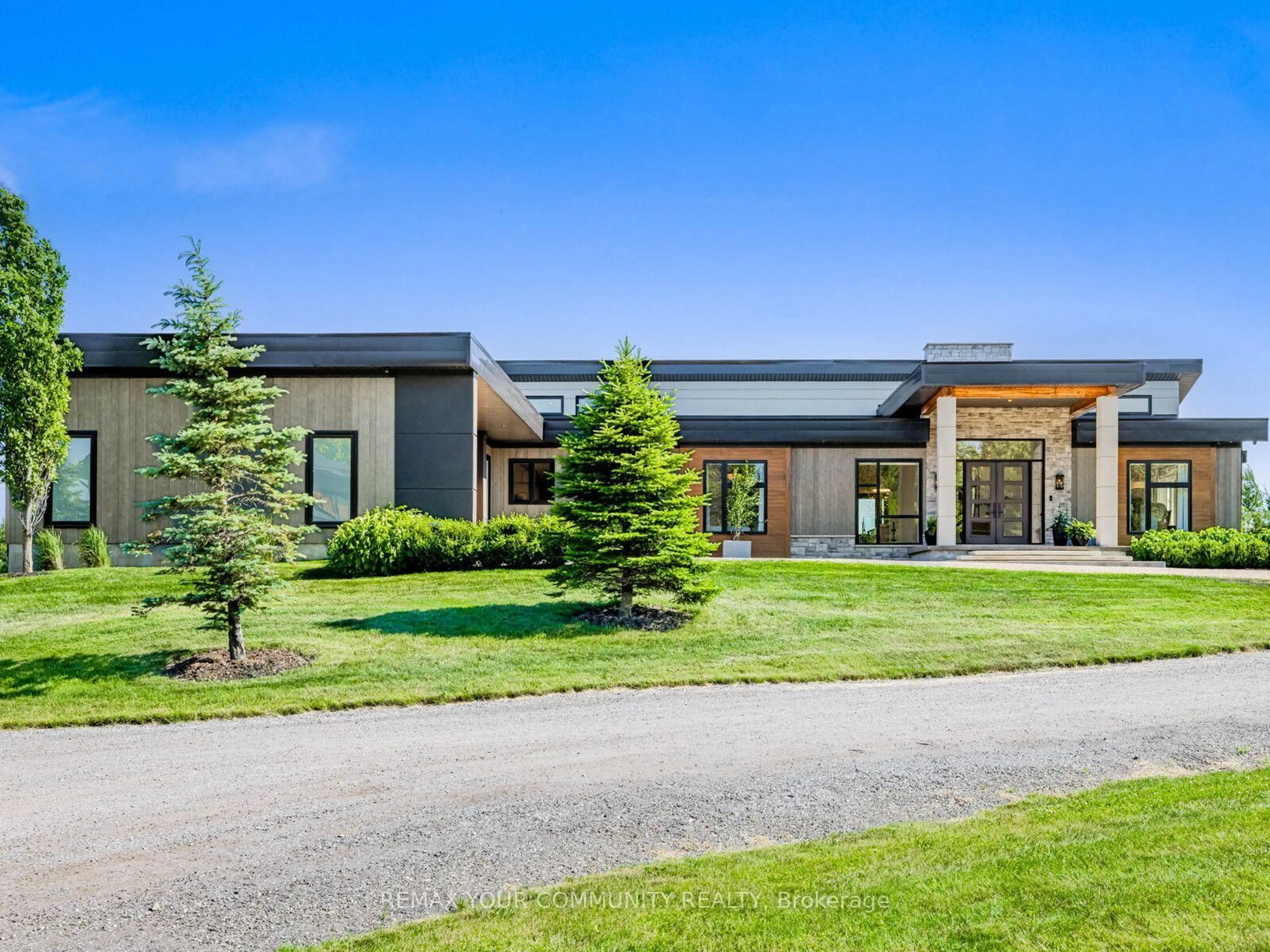 Unknown for 807 Ganton Rd, Uxbridge Ontario L9P 1R3