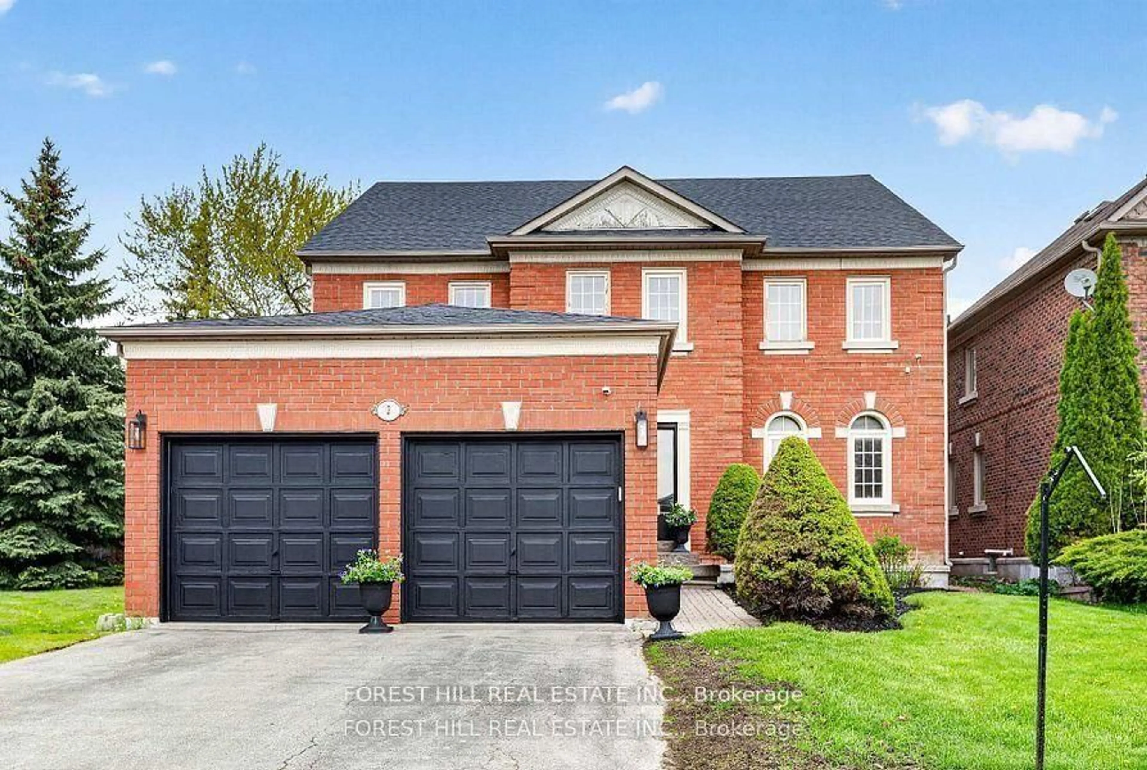 Home with brick exterior material, street for 2 Regent St, Richmond Hill Ontario L4C 9B3
