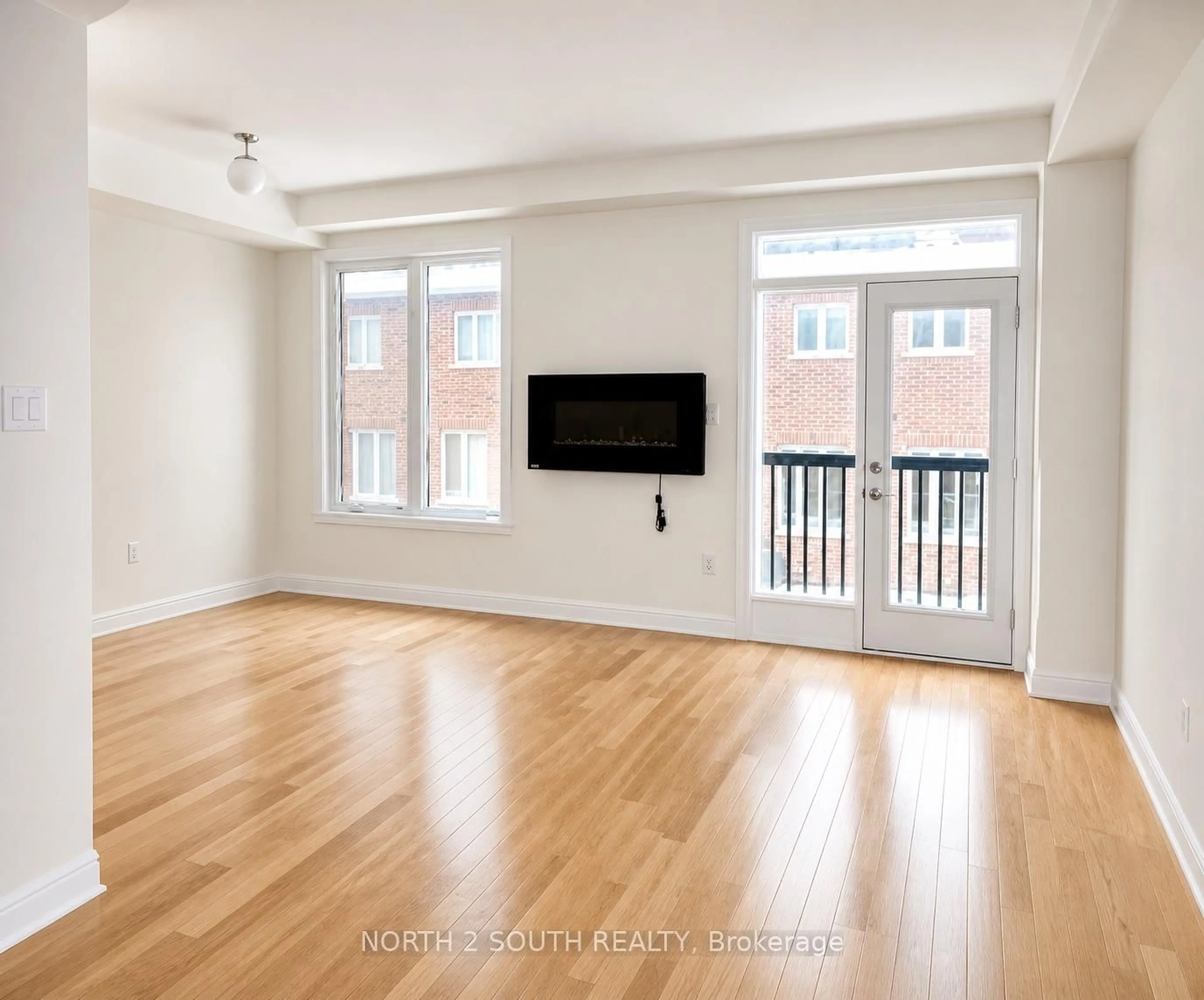 A pic of a room for 15 Gower Dr, Aurora Ontario L4G 0V9